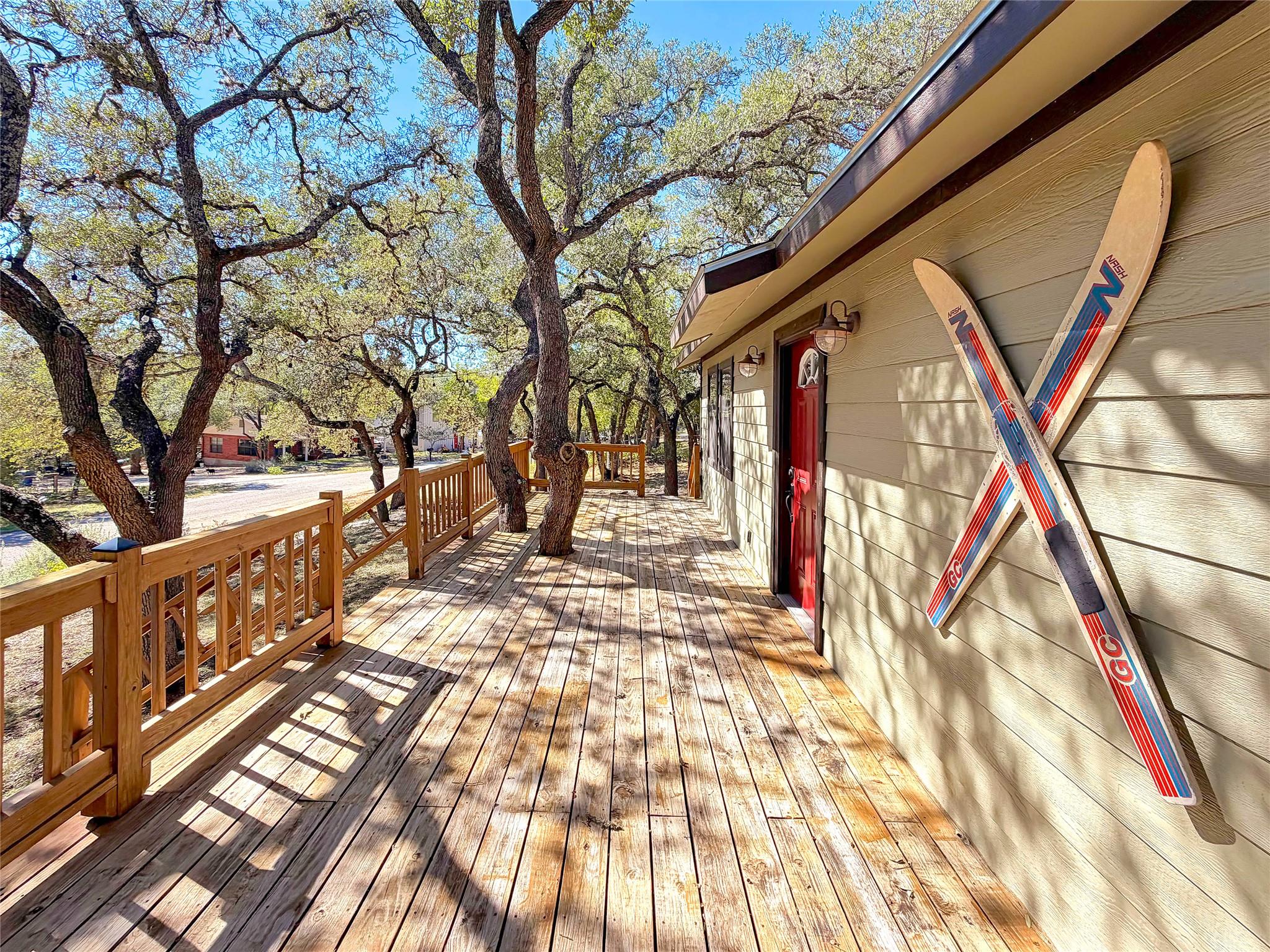 1647 Westview Court Dr, Canyon Lake, TX 78133