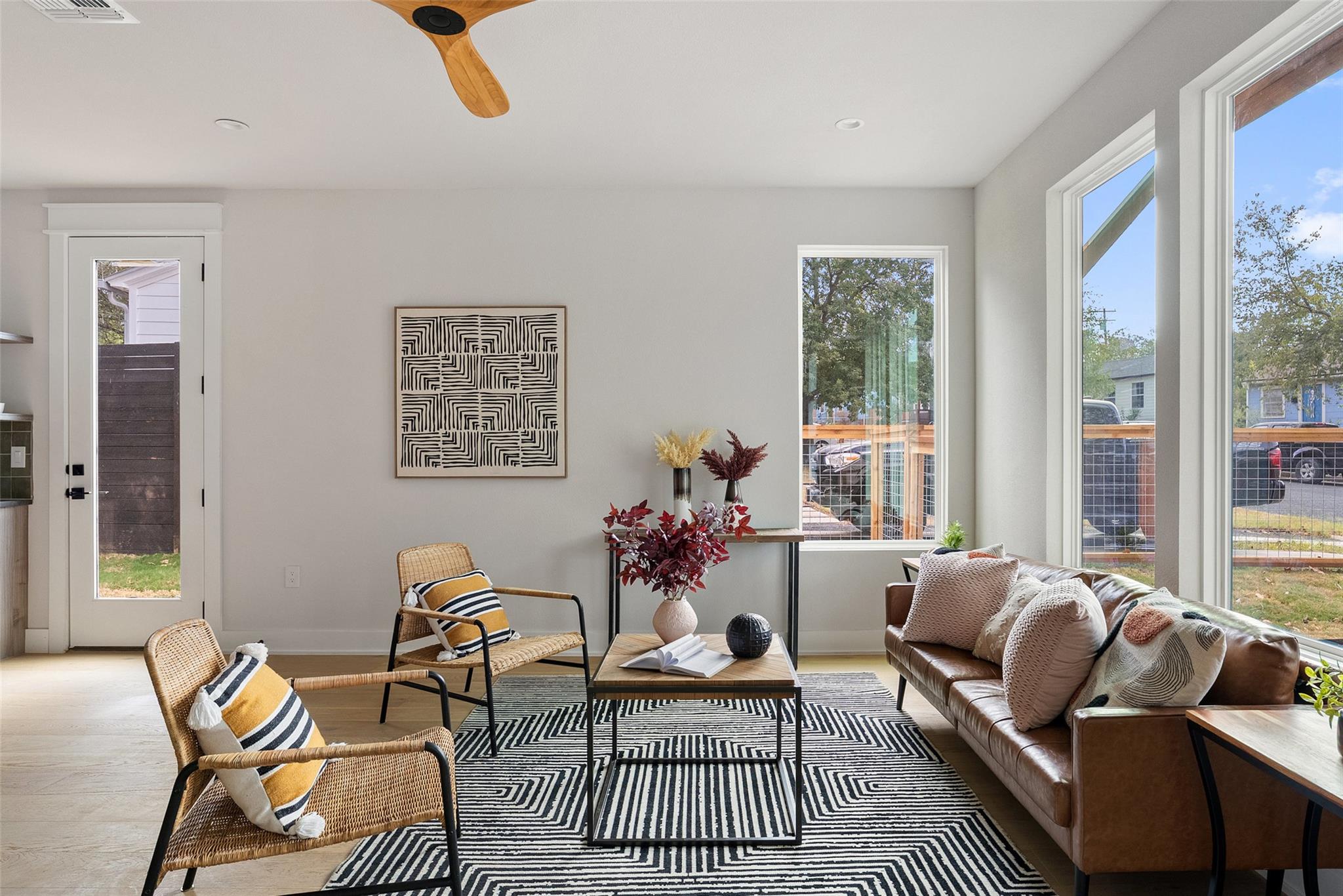 2001 Rountree Dr # 2, Austin, TX 78722