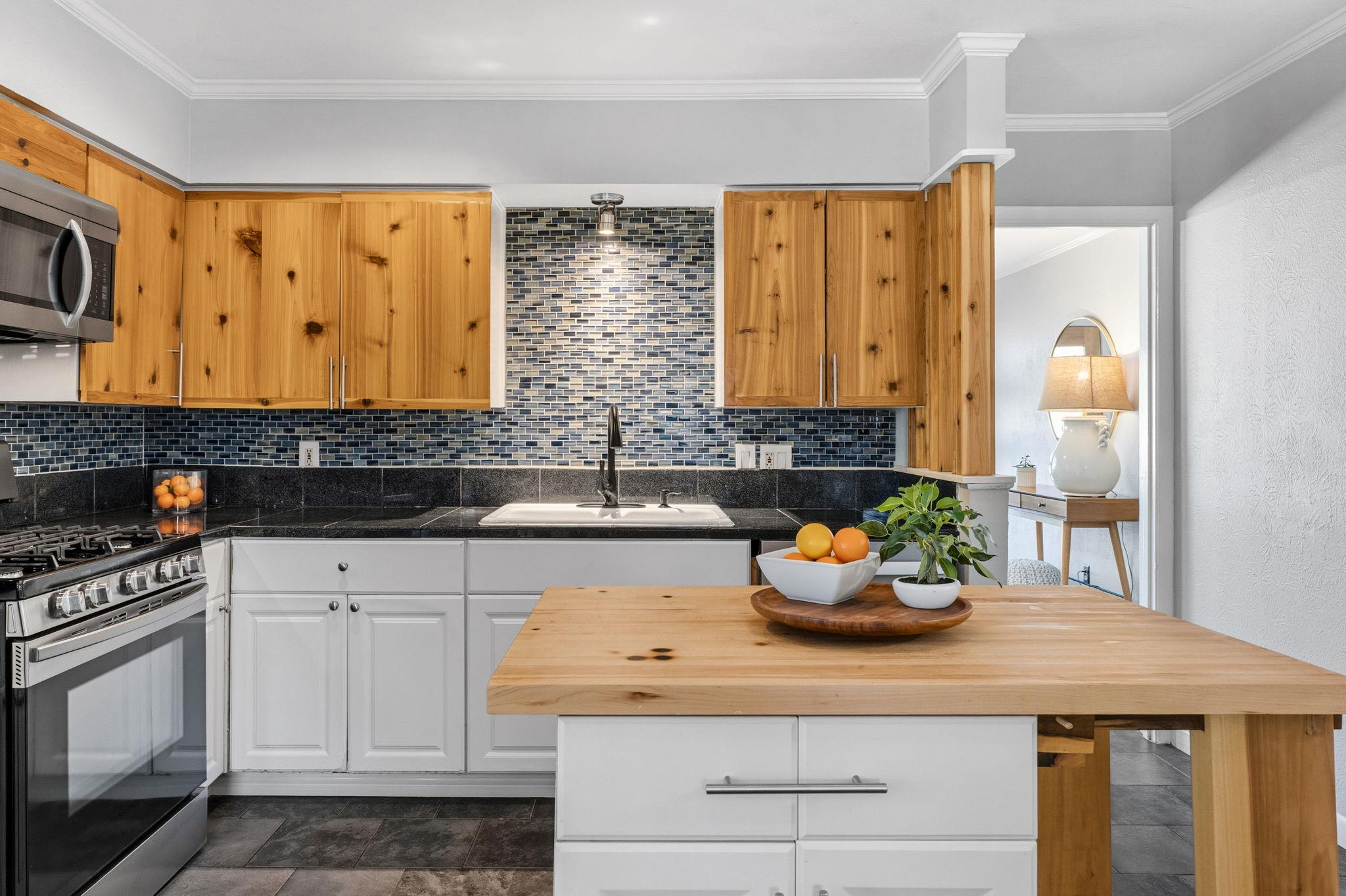 403 Gate Tree Ln, Austin, TX 78745