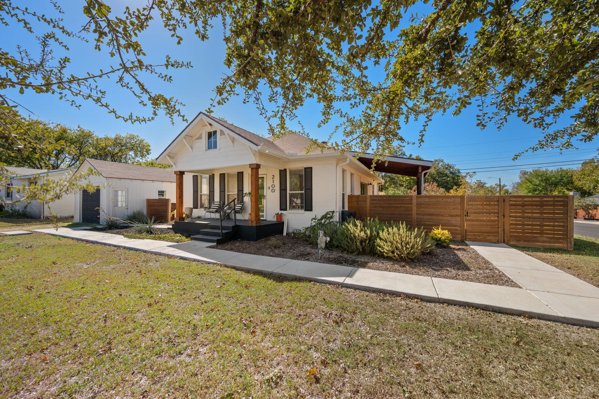 2100 Dixie Ln, Round Rock, TX 78664