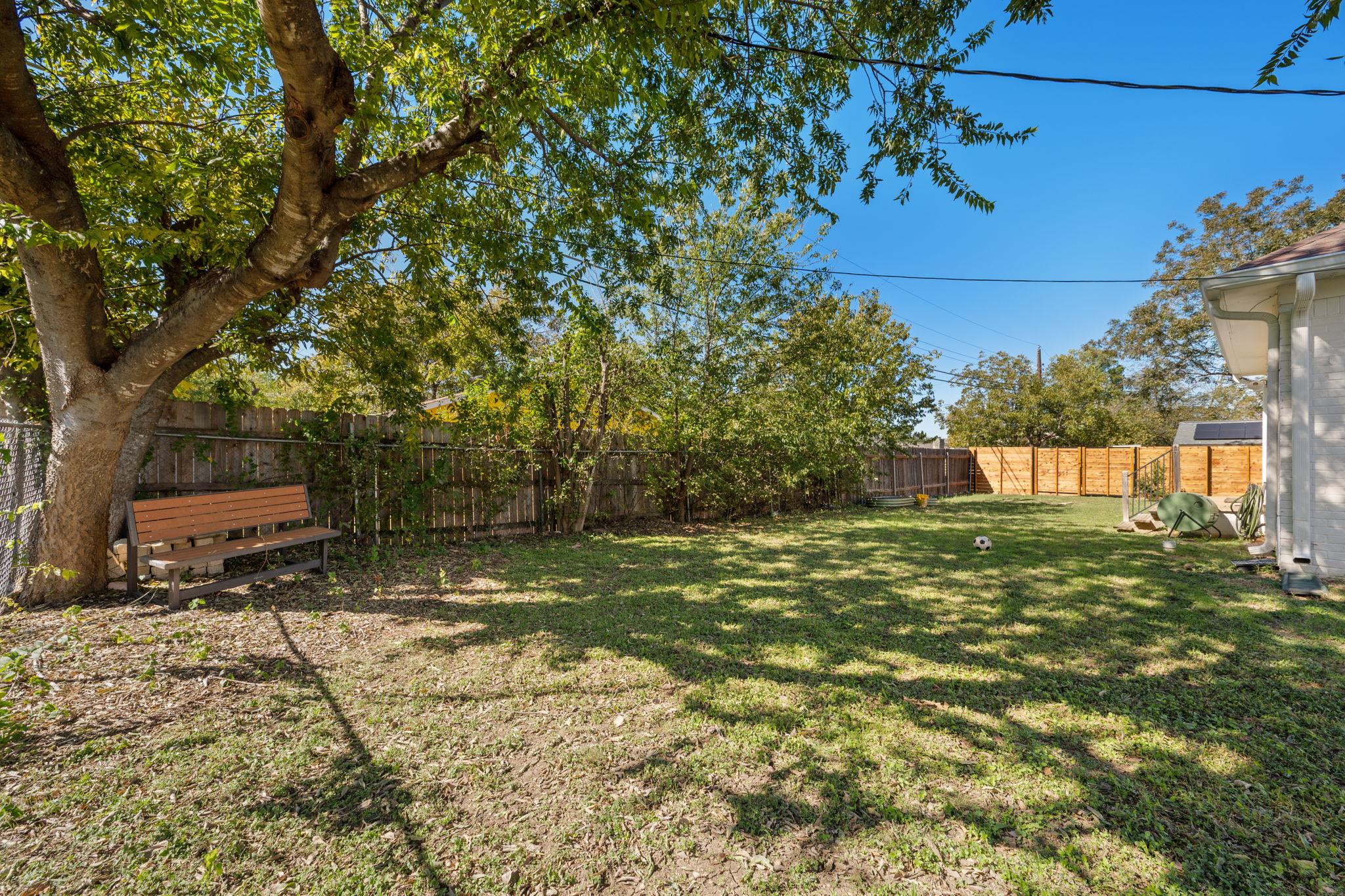 2100 Dixie Ln, Round Rock, TX 78664