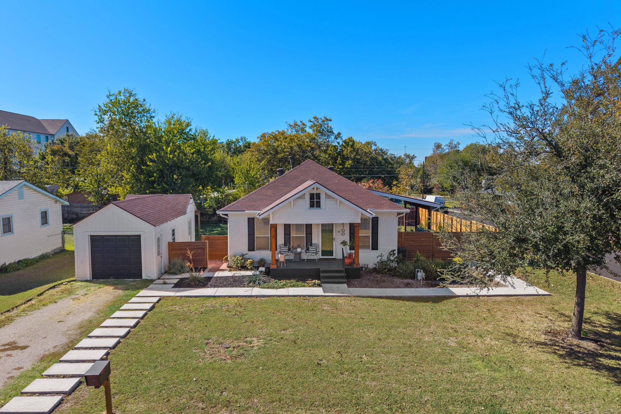 2100 Dixie Ln, Round Rock, TX 78664