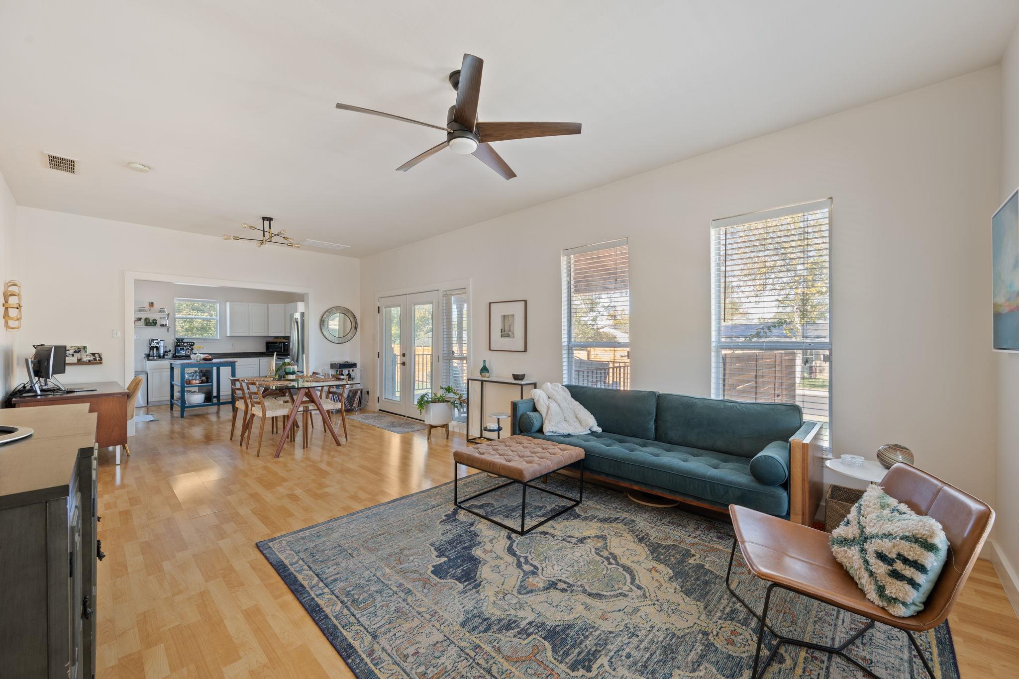 2100 Dixie Ln, Round Rock, TX 78664