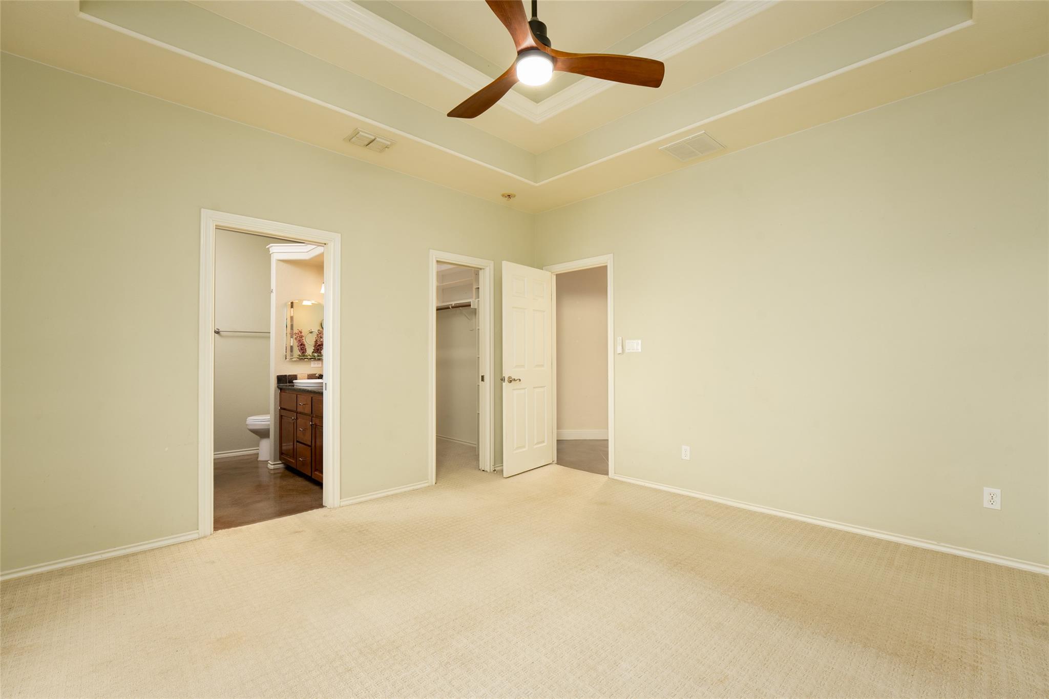 190 Shady Bluff Dr, Wimberley, TX 78676