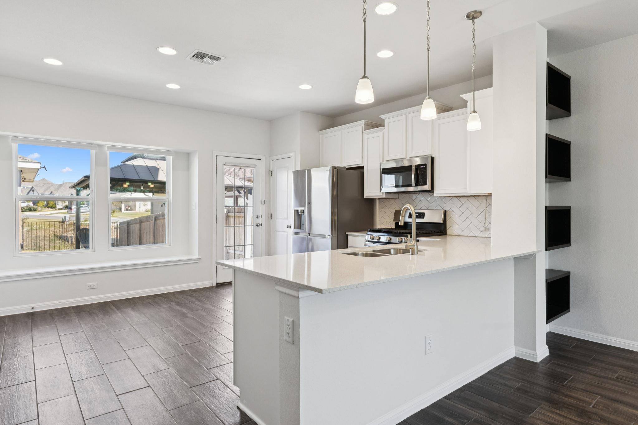 2939 Brand Iron Dr, San Marcos, TX 78666