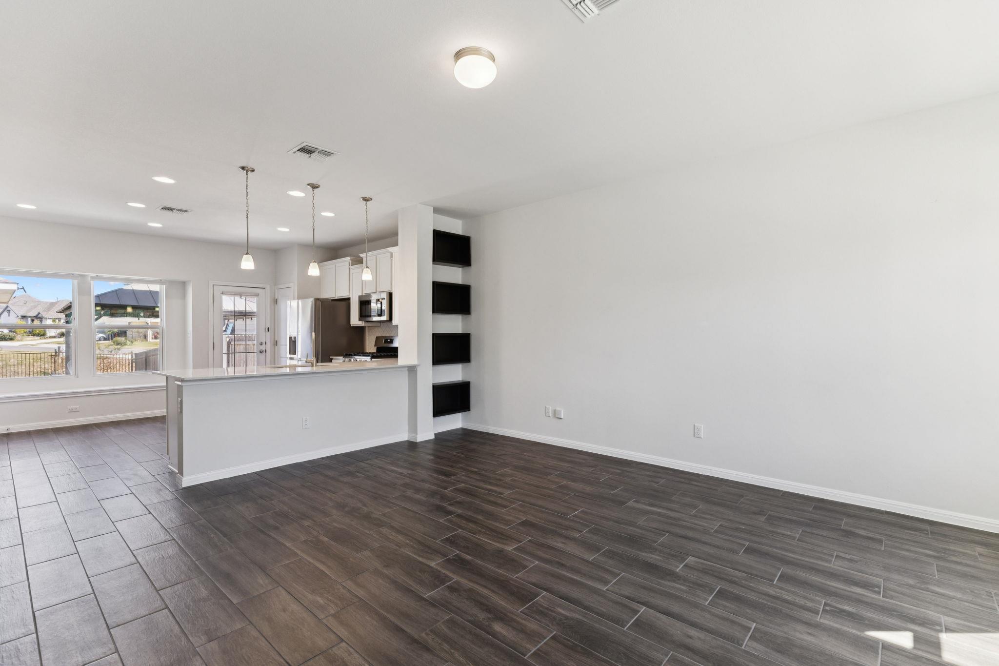 2939 Brand Iron Dr, San Marcos, TX 78666