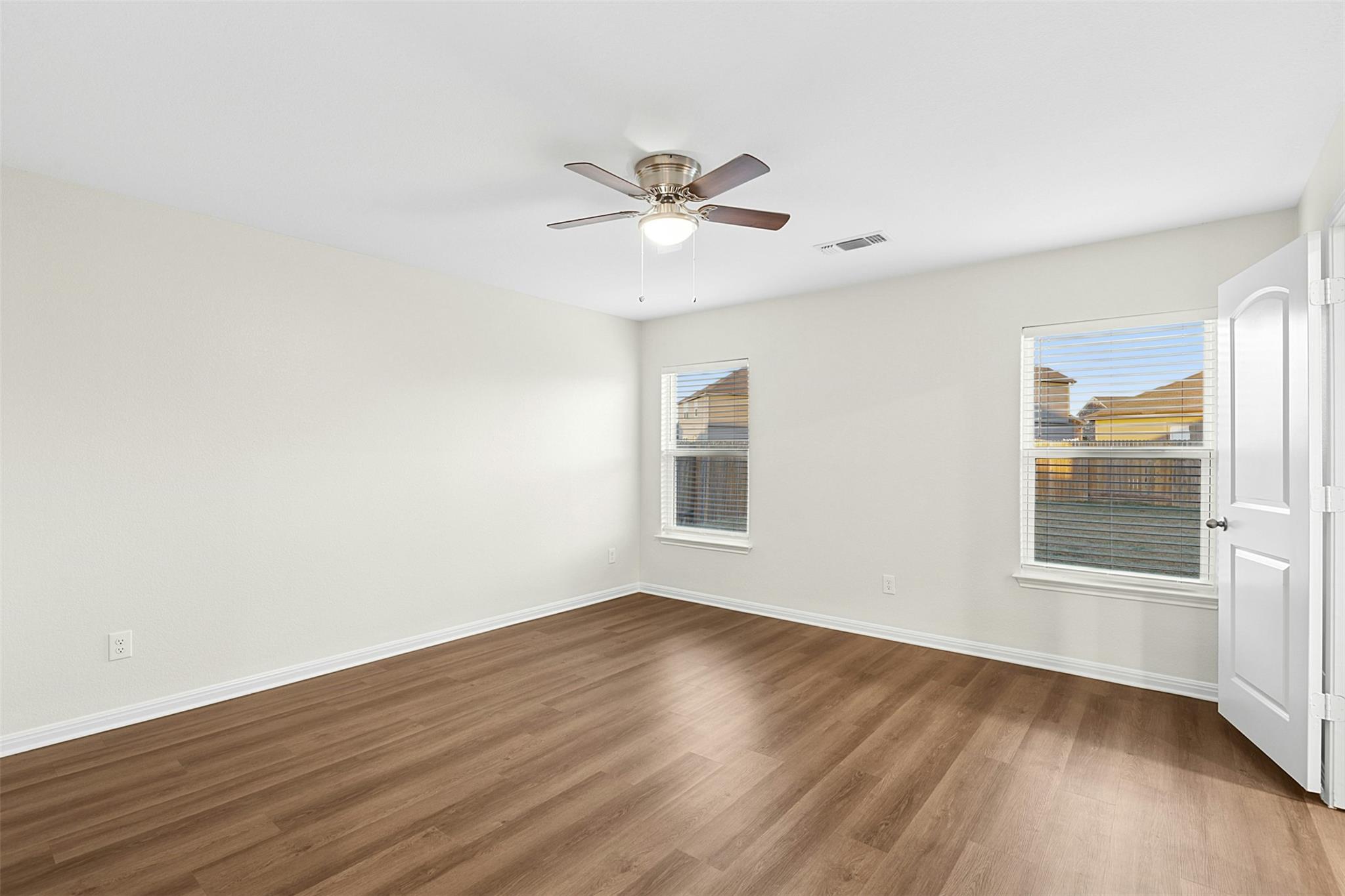 16416 Farmhouse Ln, Elgin, TX 78621