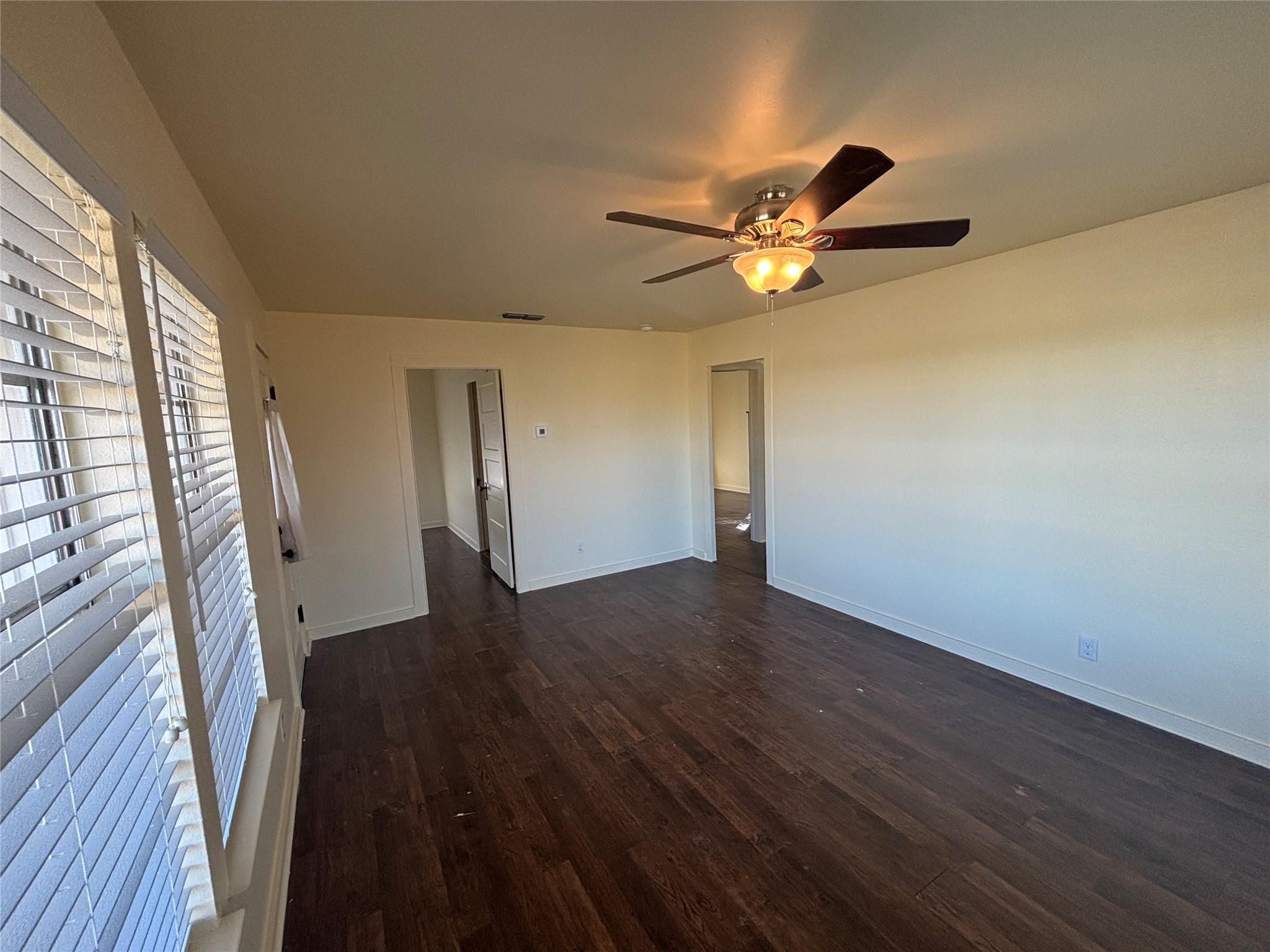 115 N Gabriel St, Leander, TX 78641