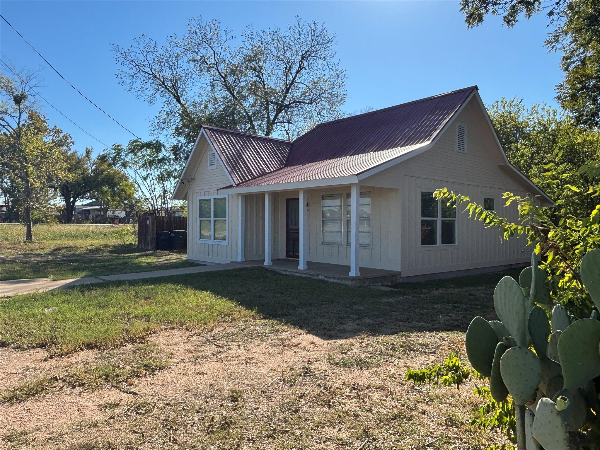 115 N Gabriel St, Leander, TX 78641