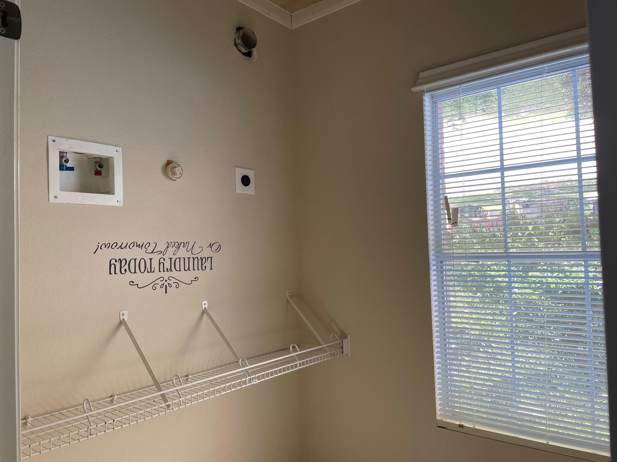 126 Carriage Way, Kyle, TX 78640