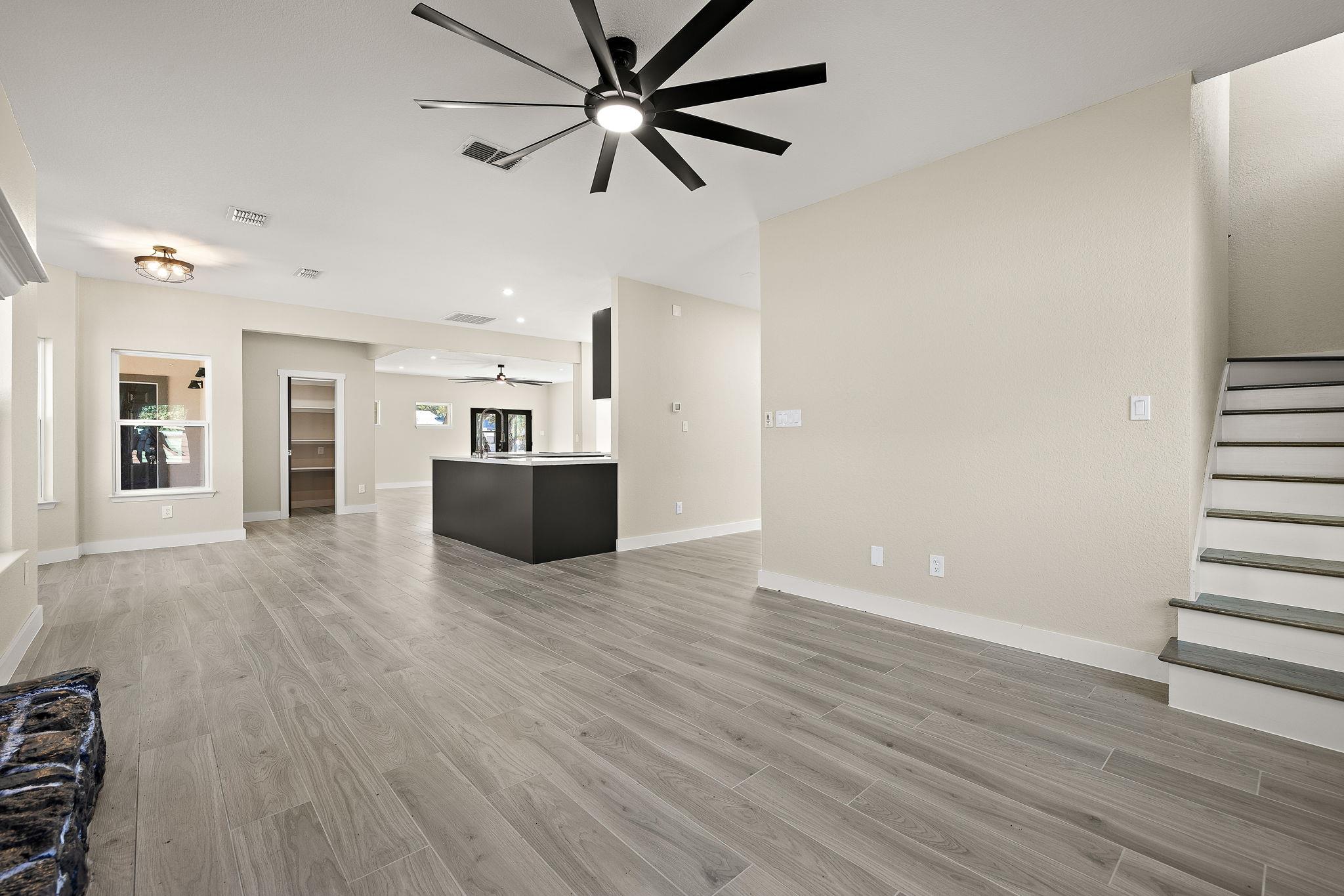 100 Toltec Cv, Kyle, TX 78640