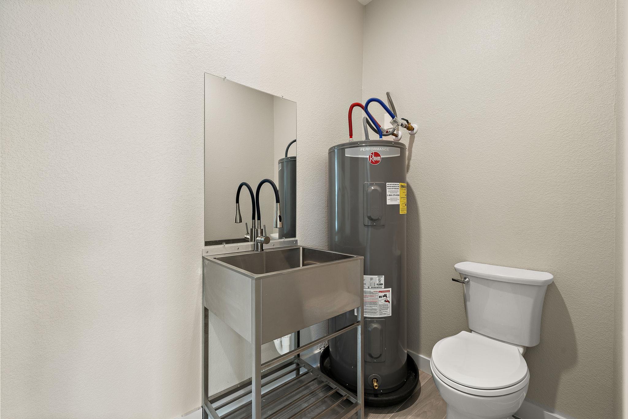 100 Toltec Cv, Kyle, TX 78640