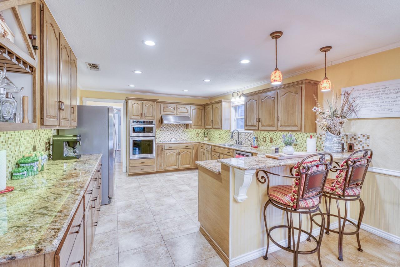 1809 Aztec Trl, Kingsland, TX 78639