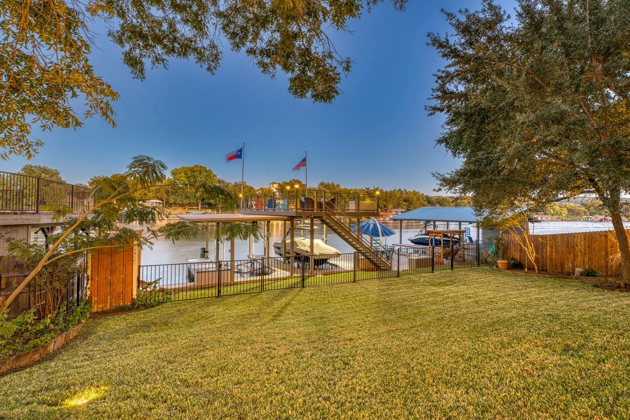 1809 Aztec Trl, Kingsland, TX 78639