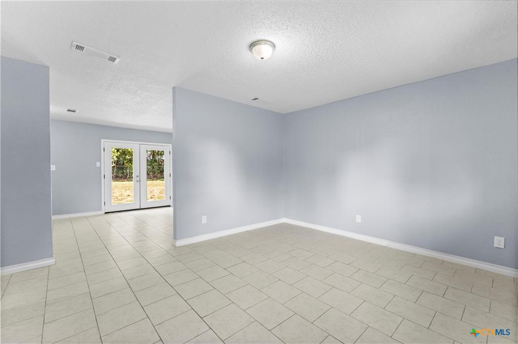 104 E Arlo Rd, Harker Heights, TX 76548