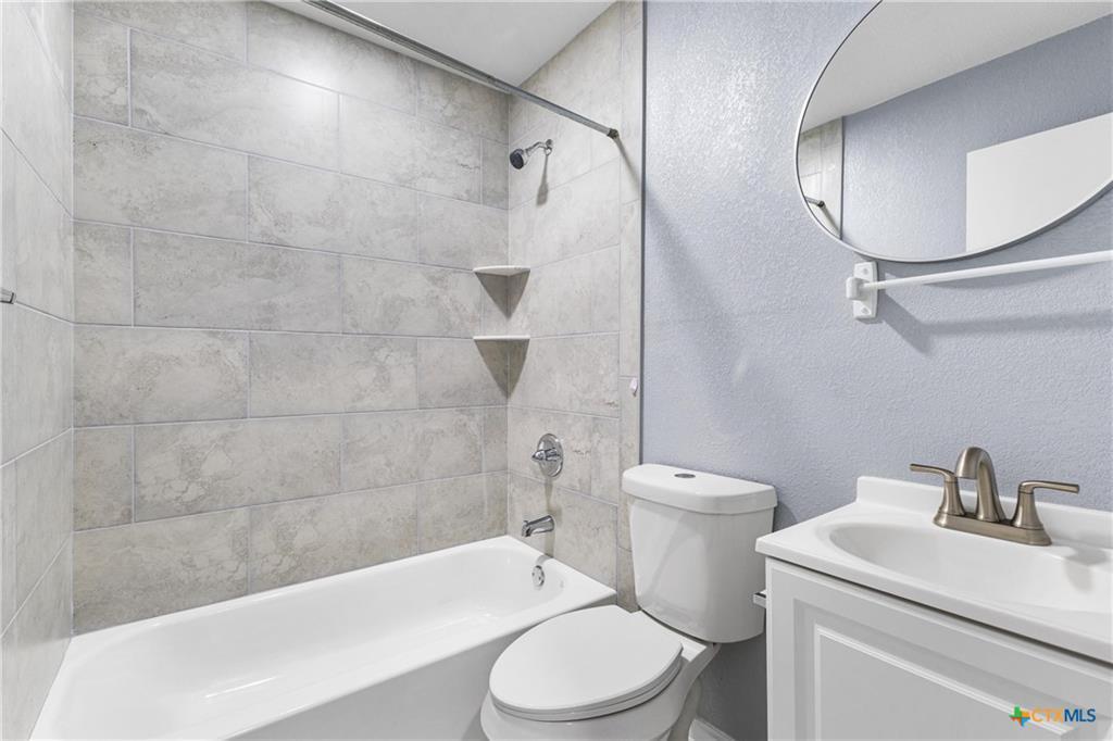 104 E Arlo Rd, Harker Heights, TX 76548