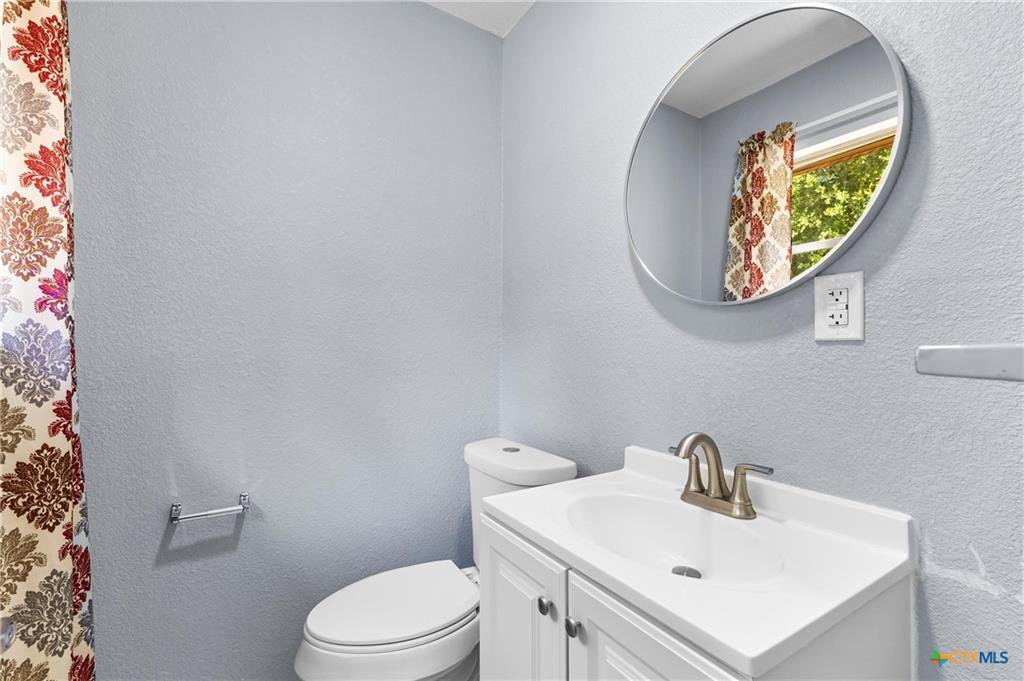 104 E Arlo Rd, Harker Heights, TX 76548