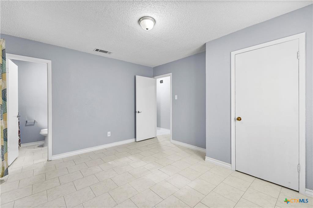 104 E Arlo Rd, Harker Heights, TX 76548