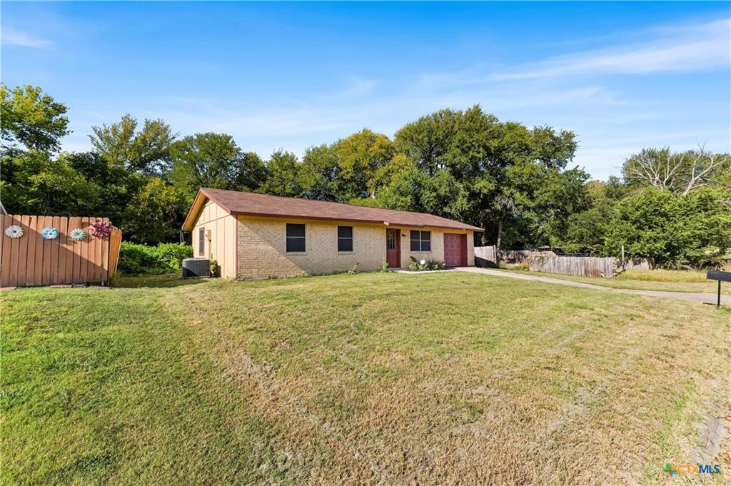 104 E Arlo Rd, Harker Heights, TX 76548