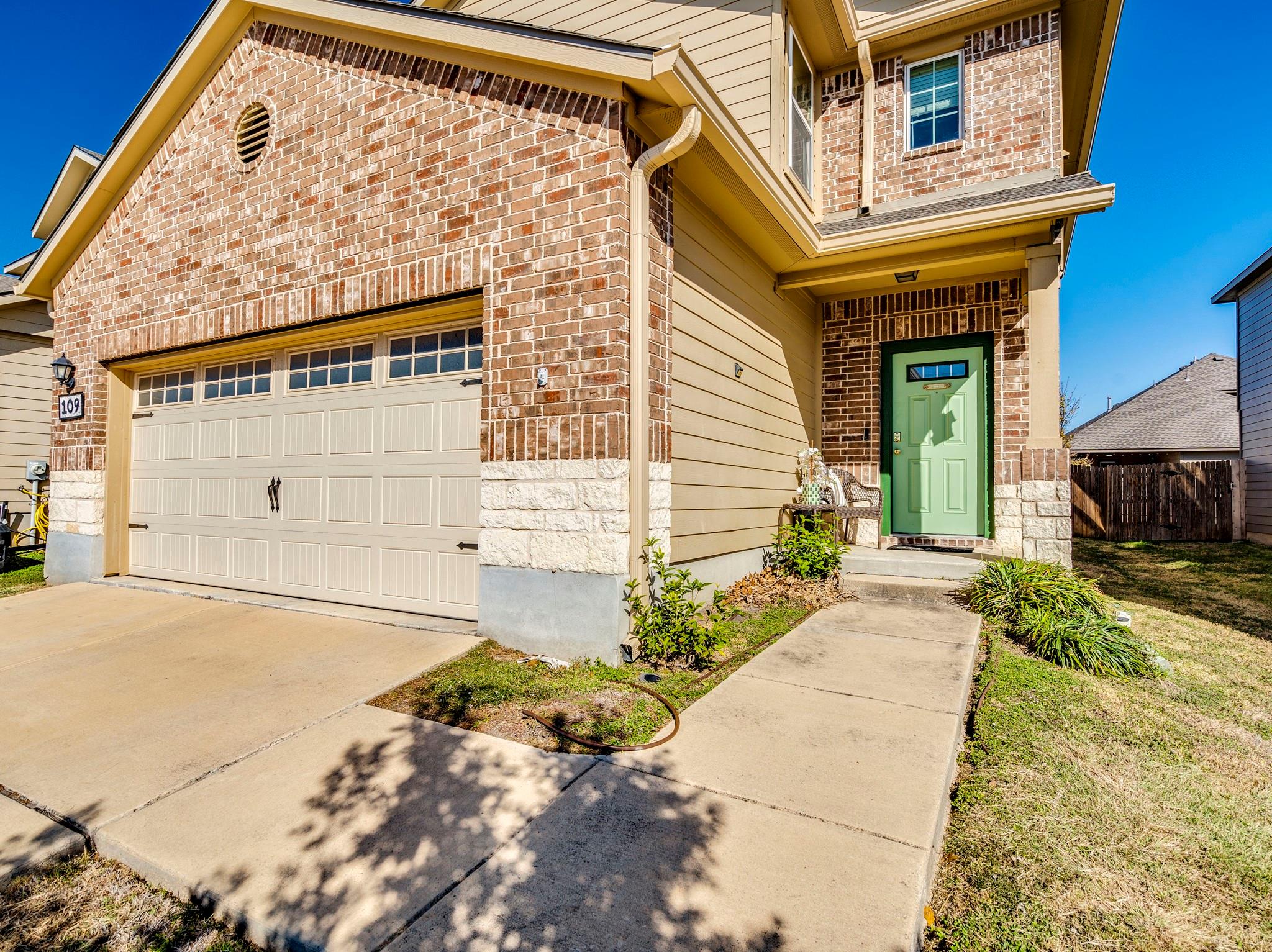 109 Tallow Trl, San Marcos, TX 78666