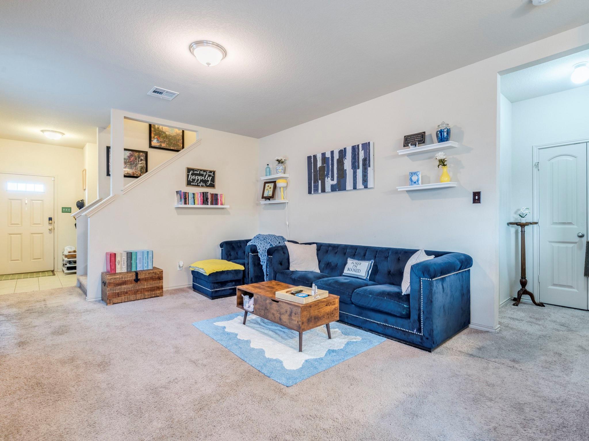 109 Tallow Trl, San Marcos, TX 78666