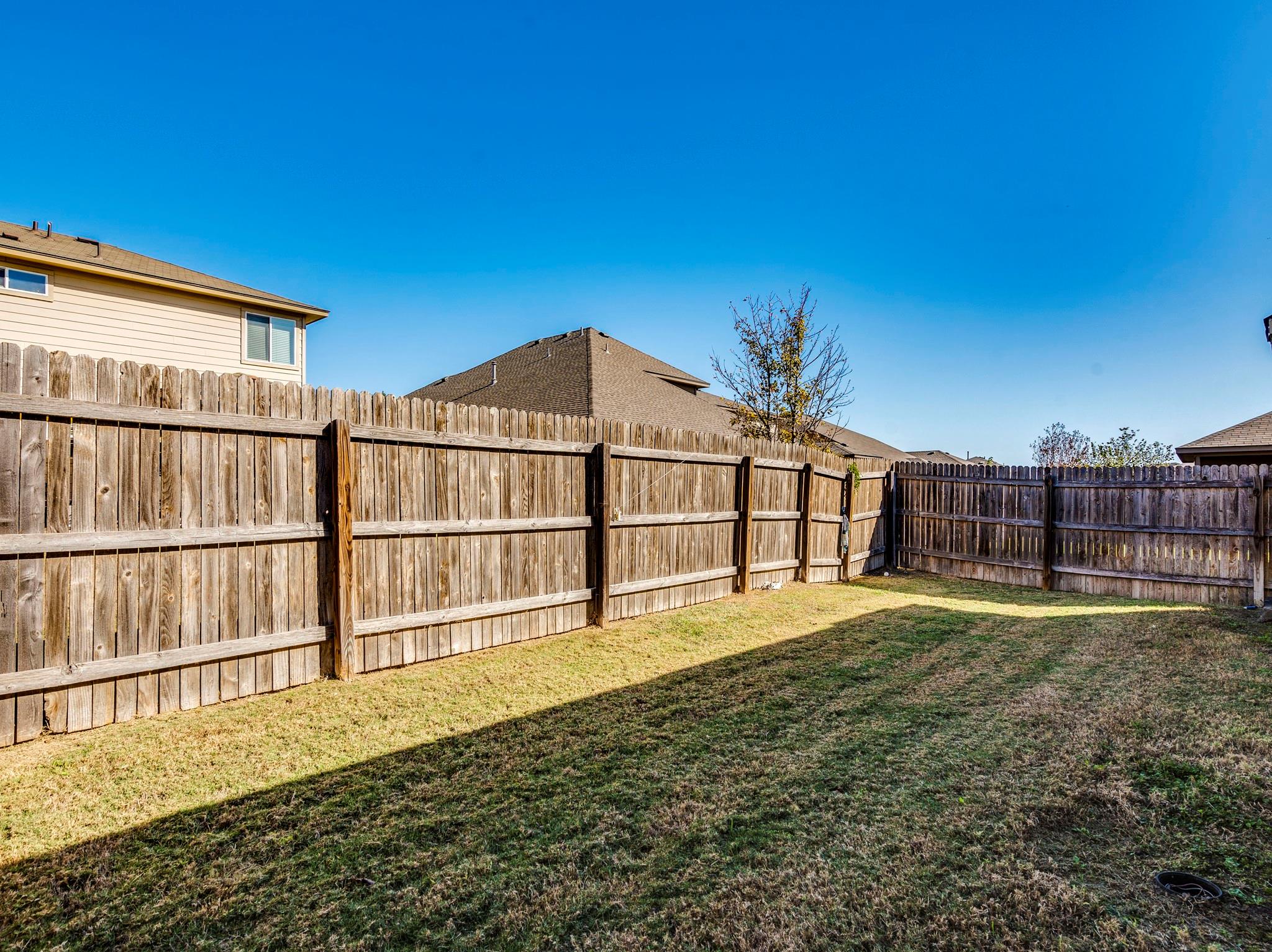 109 Tallow Trl, San Marcos, TX 78666