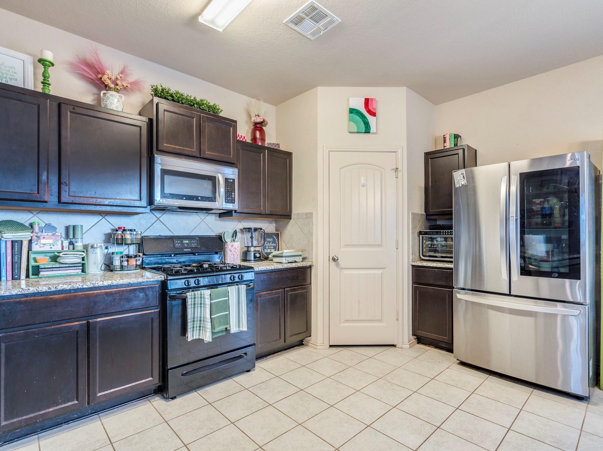 109 Tallow Trl, San Marcos, TX 78666