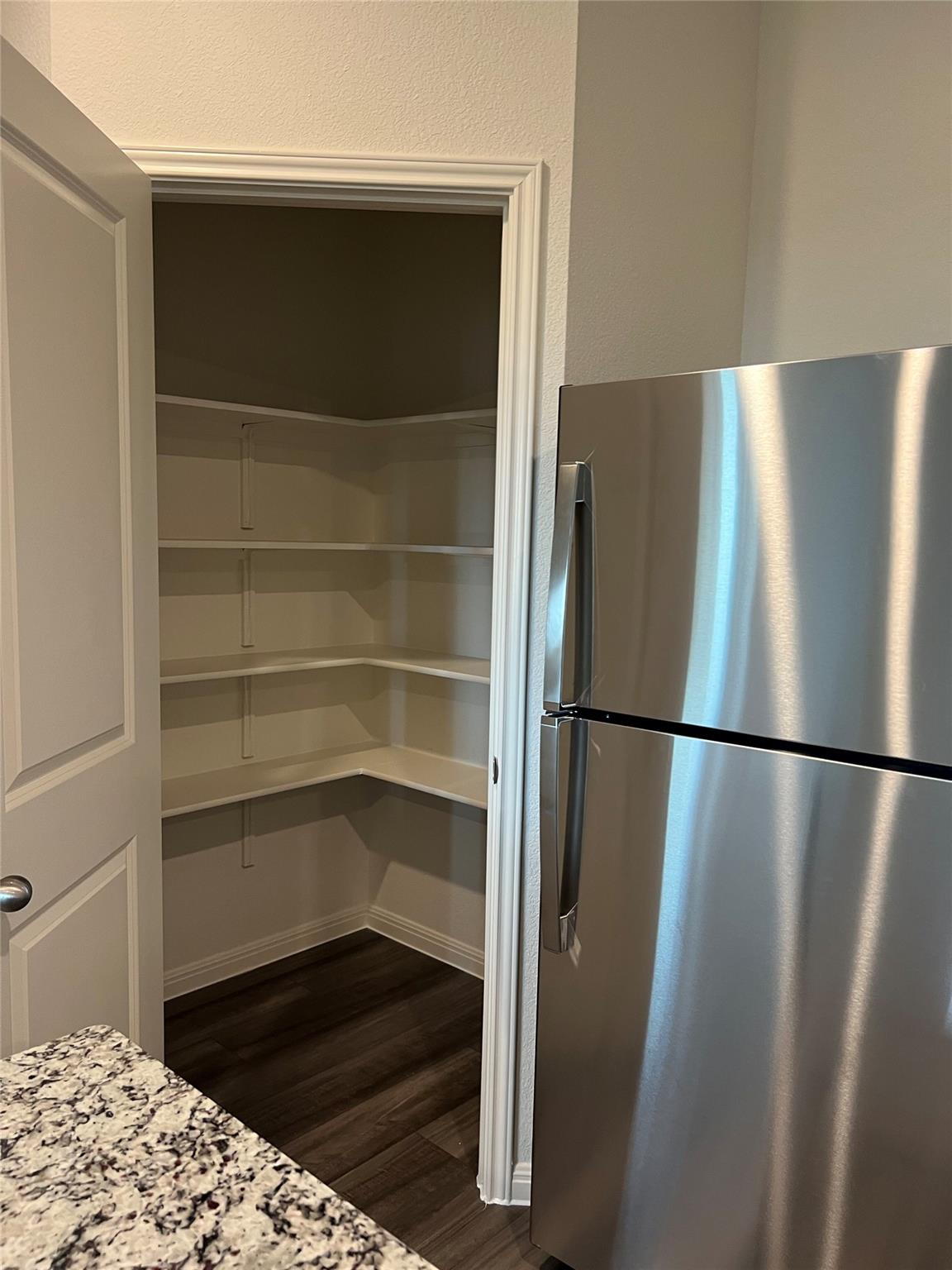 124 Rother Pl, Taylor, TX 76574