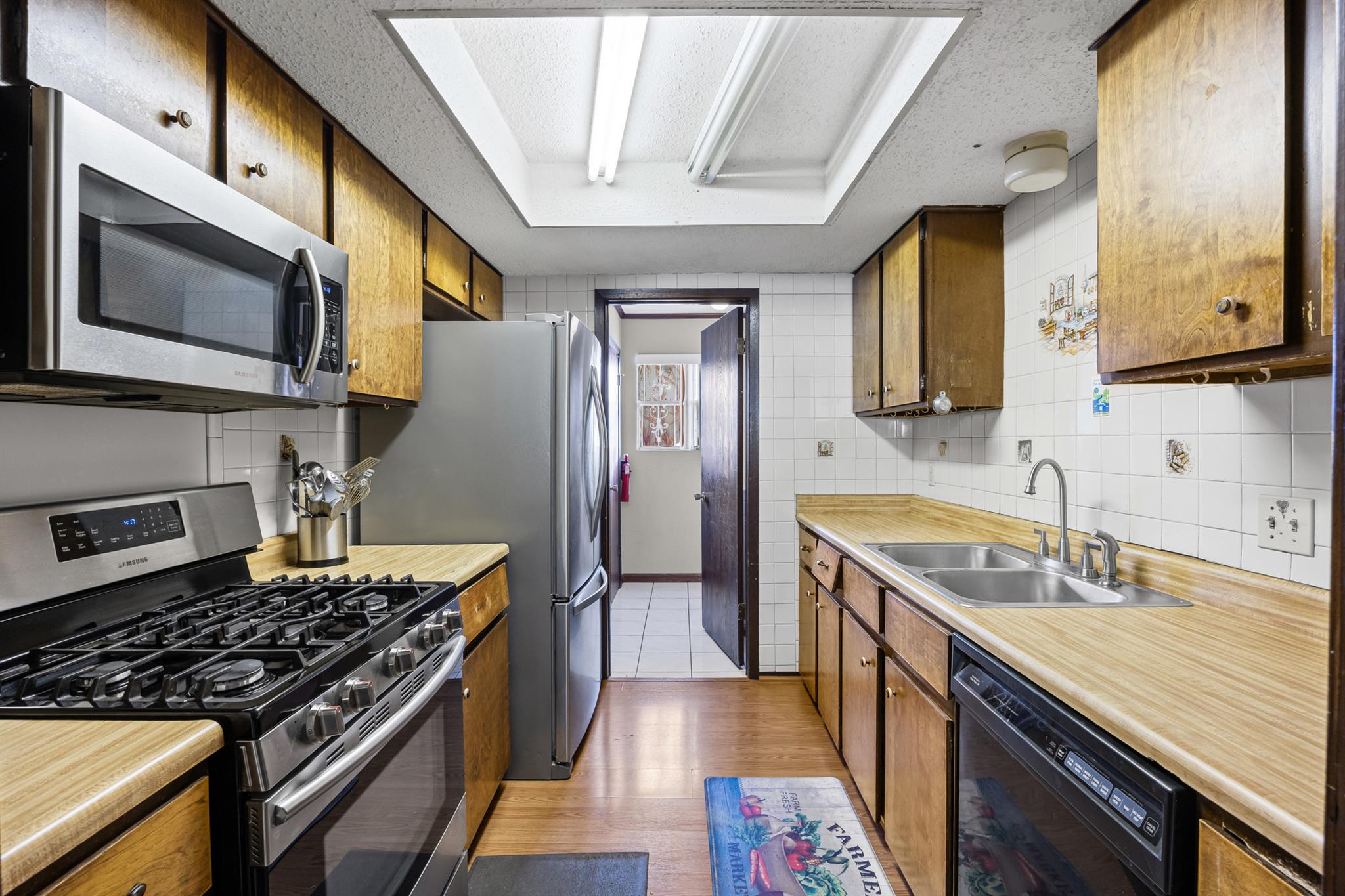 6300 Libyan Dr, Austin, TX 78745