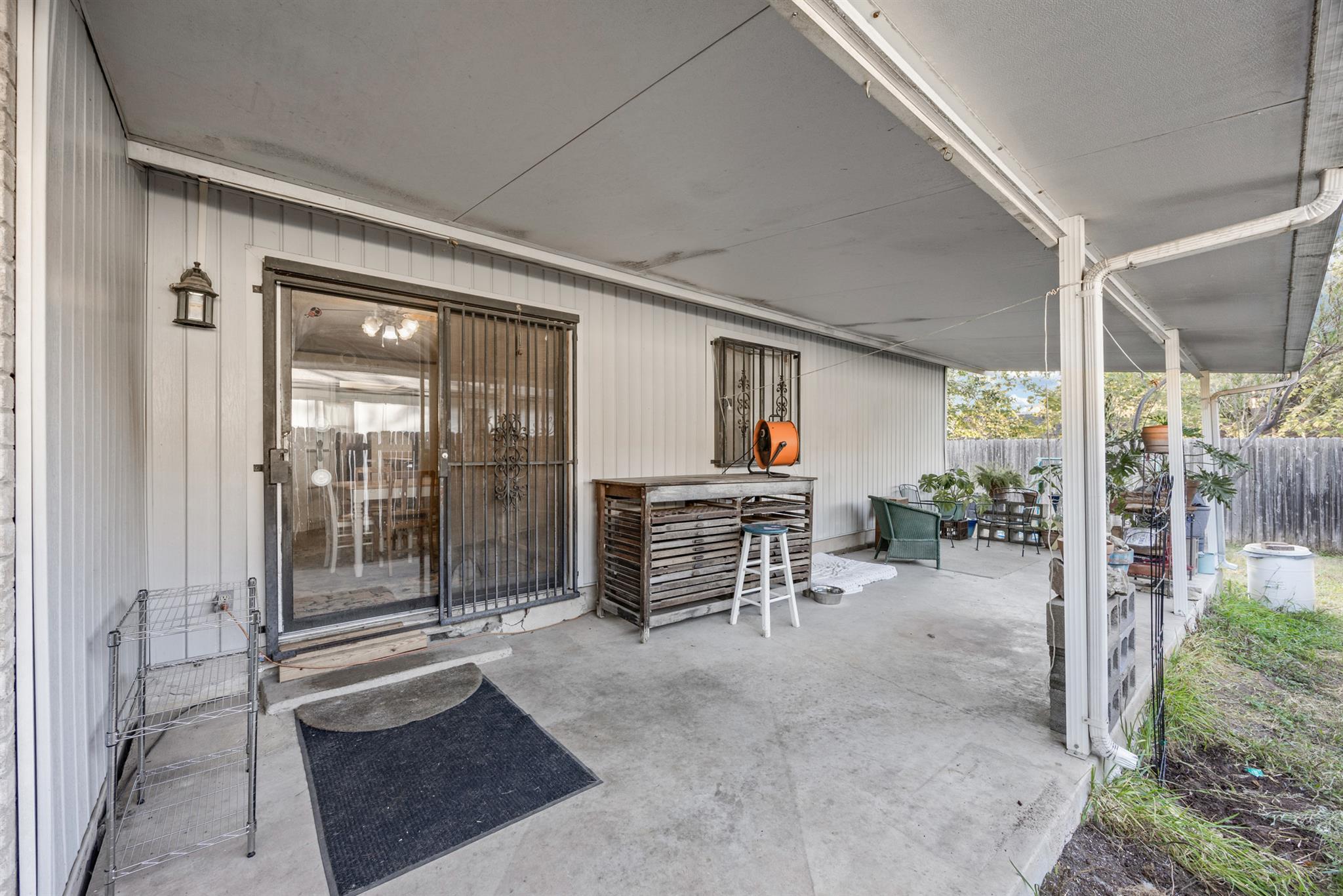 6300 Libyan Dr, Austin, TX 78745