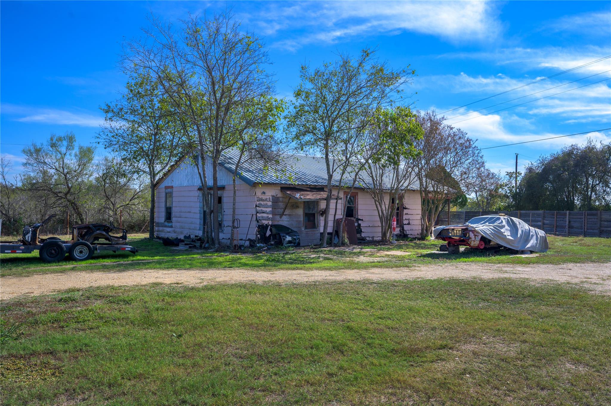 368 Lytton Ln, Dale, TX 78616