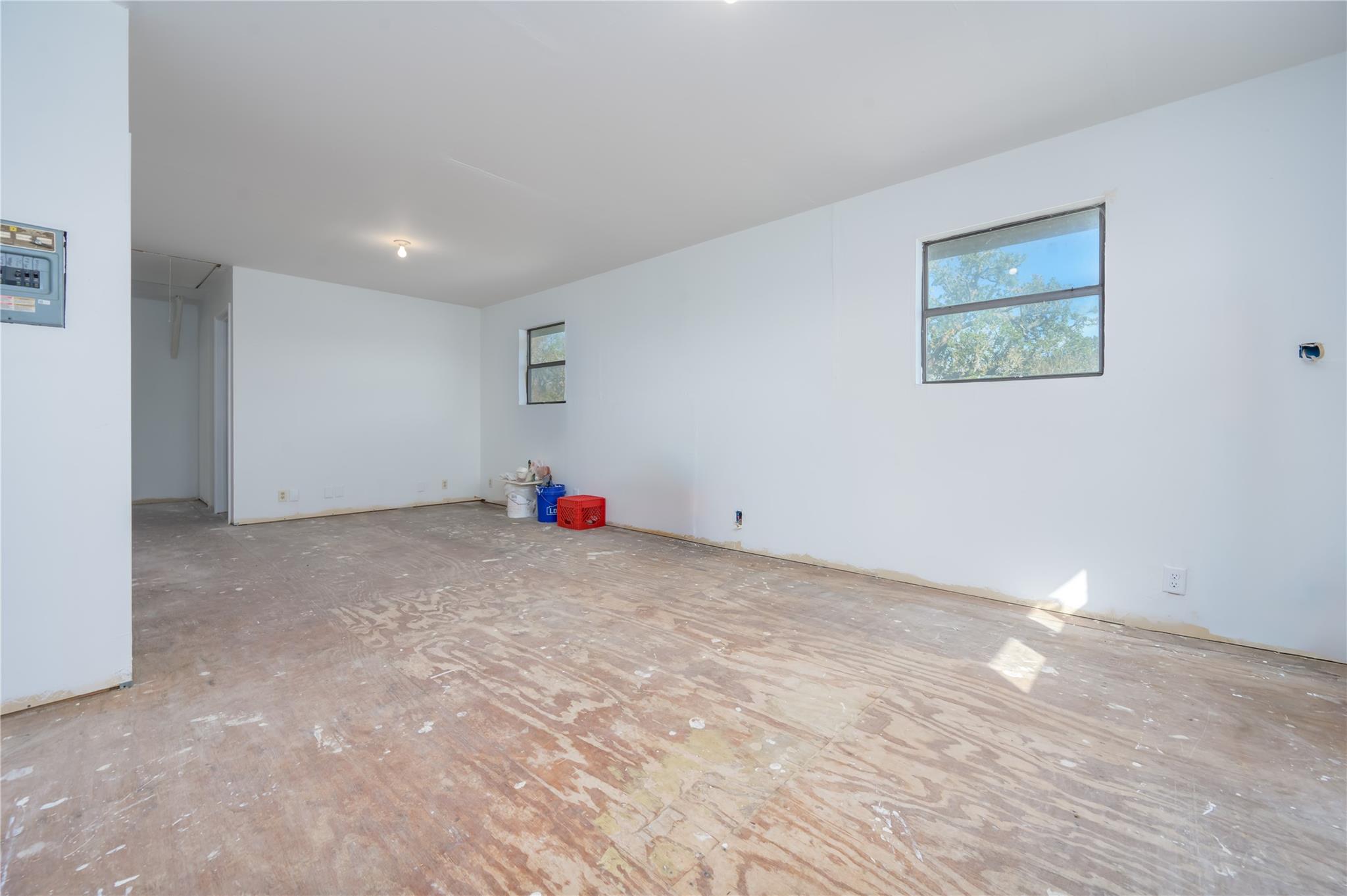 368 Lytton Ln, Dale, TX 78616