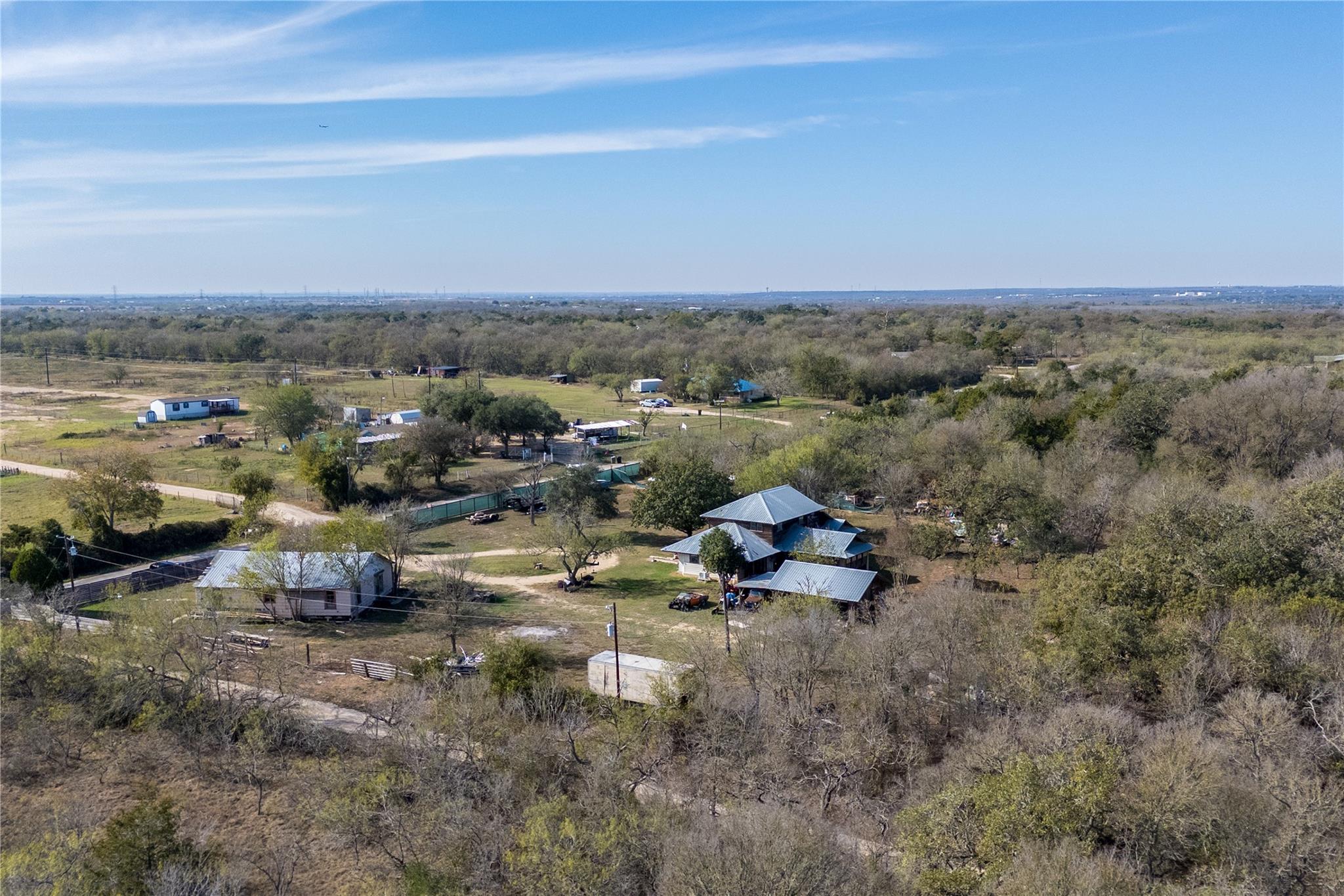 368 Lytton Ln, Dale, TX 78616