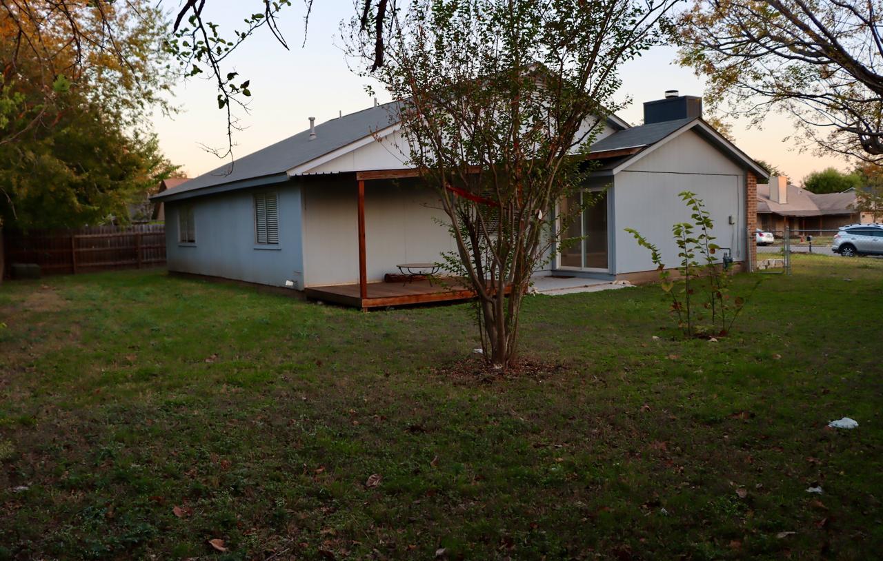 1204 Melbourne Ln, Round Rock, TX 78664