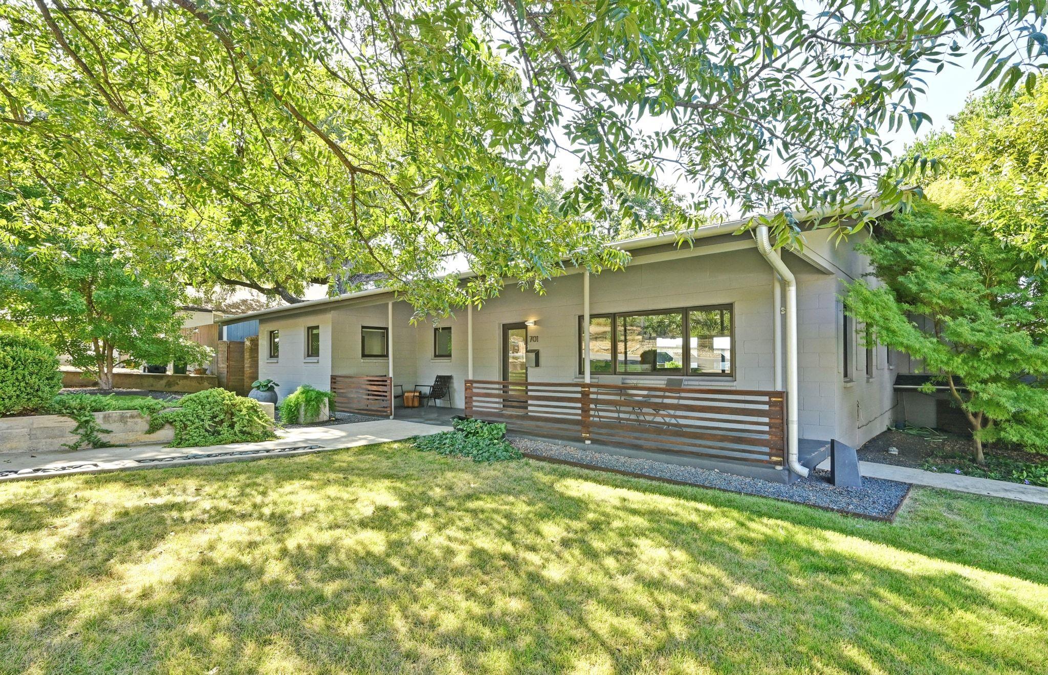 701 Brownlee Cir, Austin, TX 78703