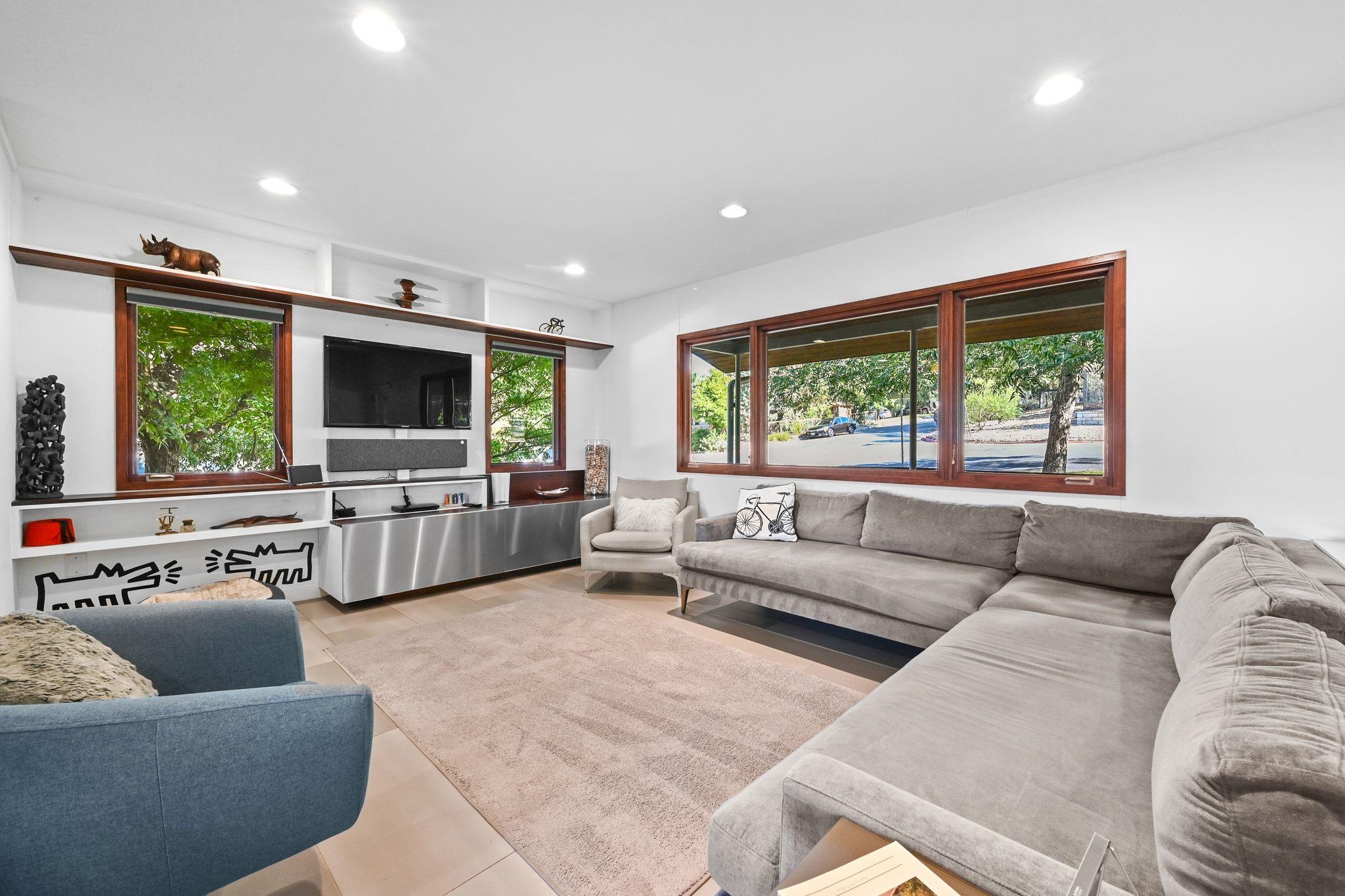 701 Brownlee Cir, Austin, TX 78703