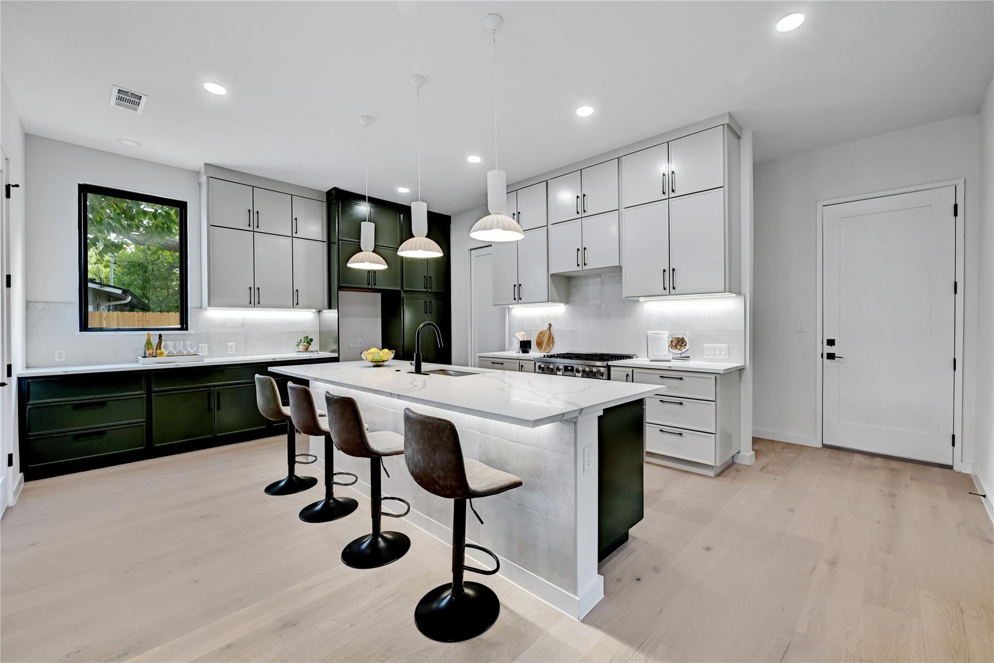 4609 Philco Dr # 1, Austin, TX 78745