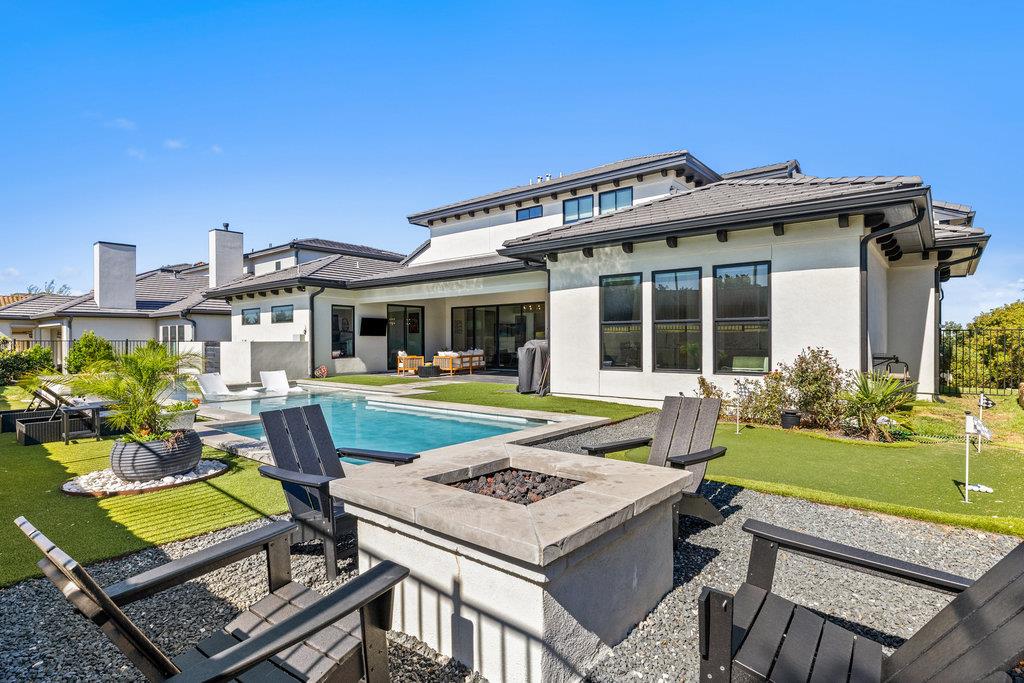 223 Golden Bear Dr, Austin, TX 78738