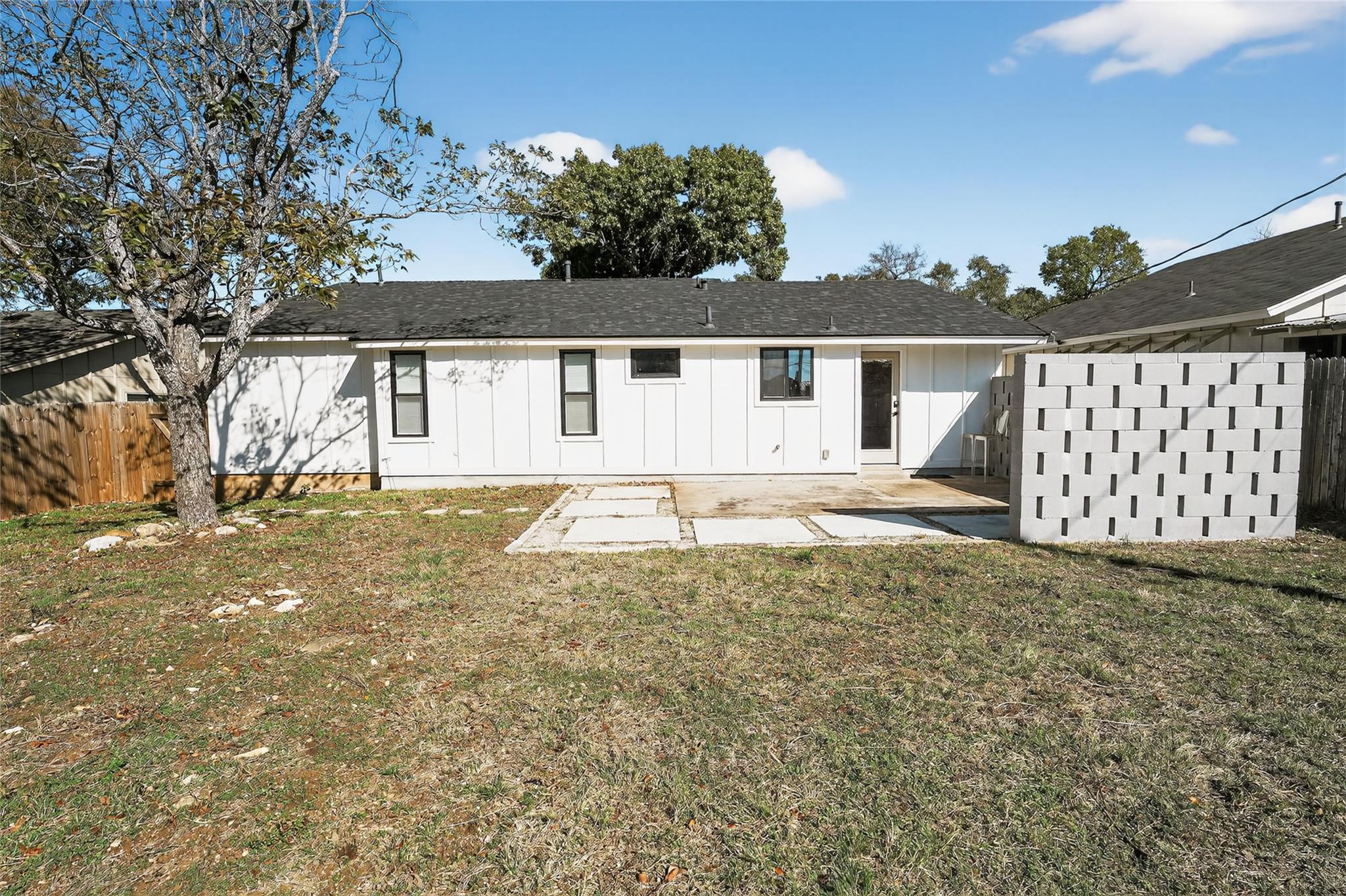 3217 Oak Aly, Austin, TX 78745