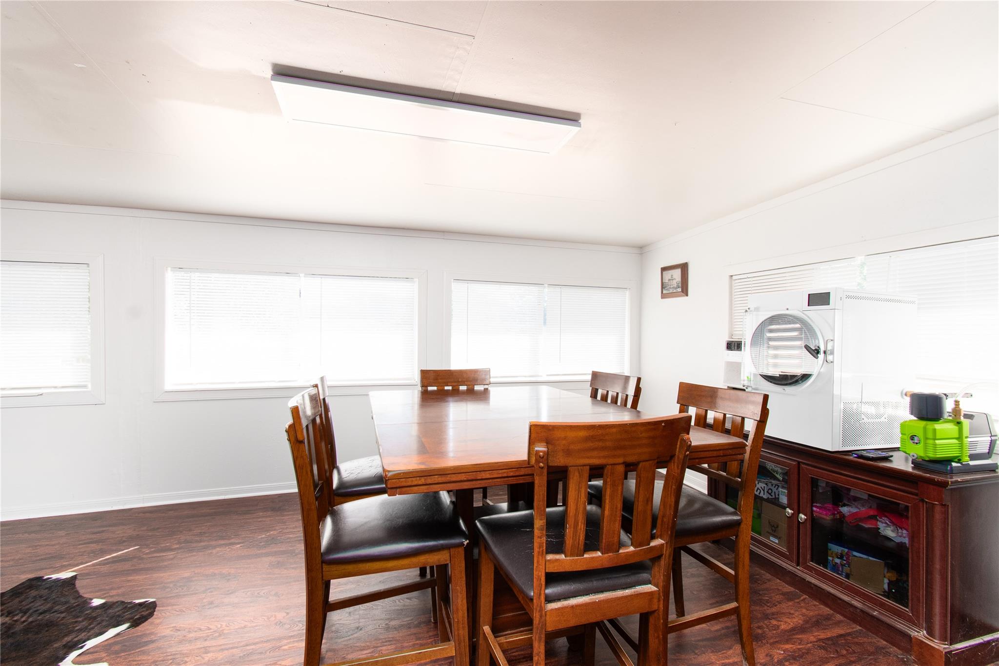 196 Oak Park One, Rockdale, TX 76567