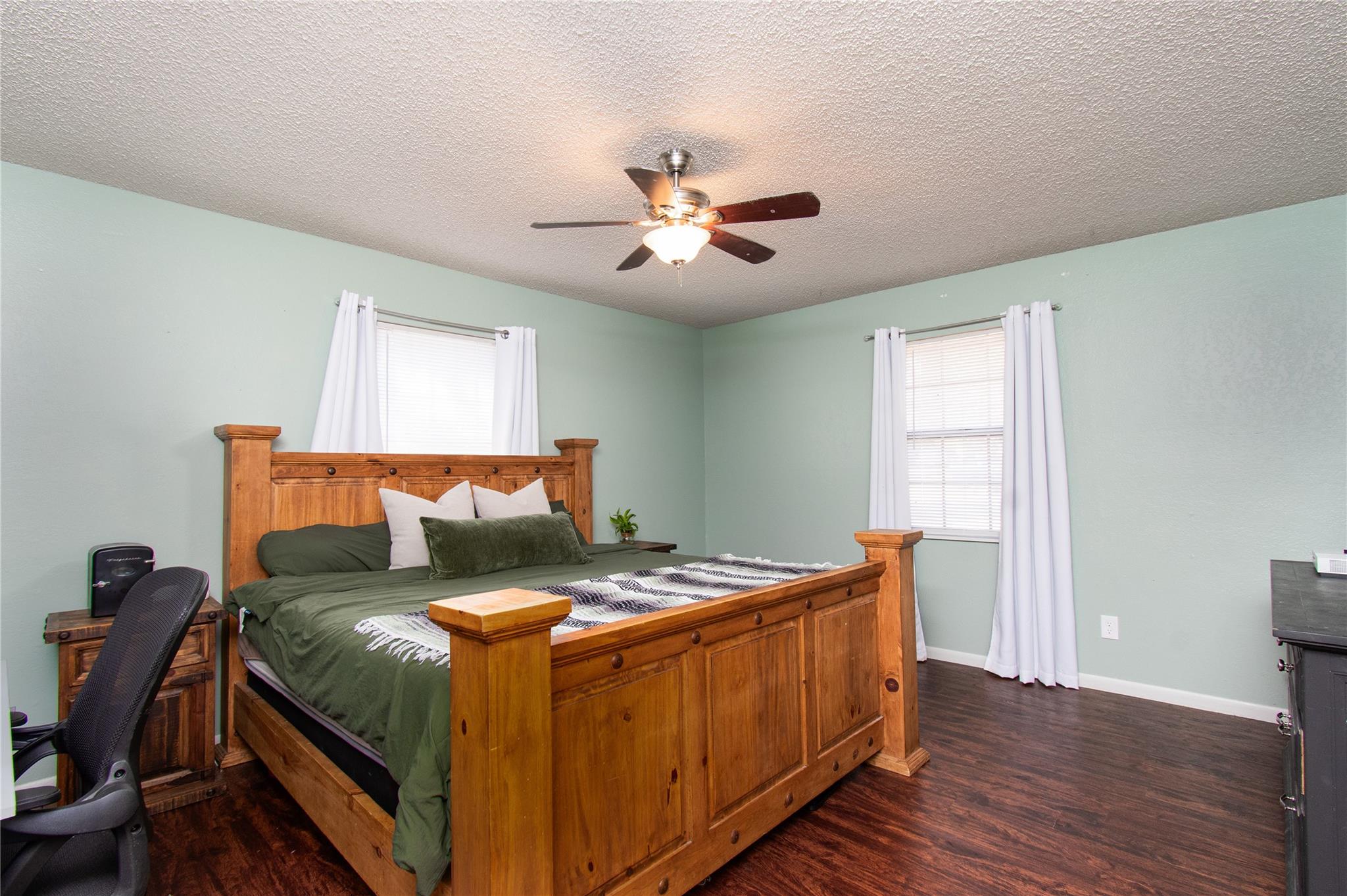 196 Oak Park One, Rockdale, TX 76567