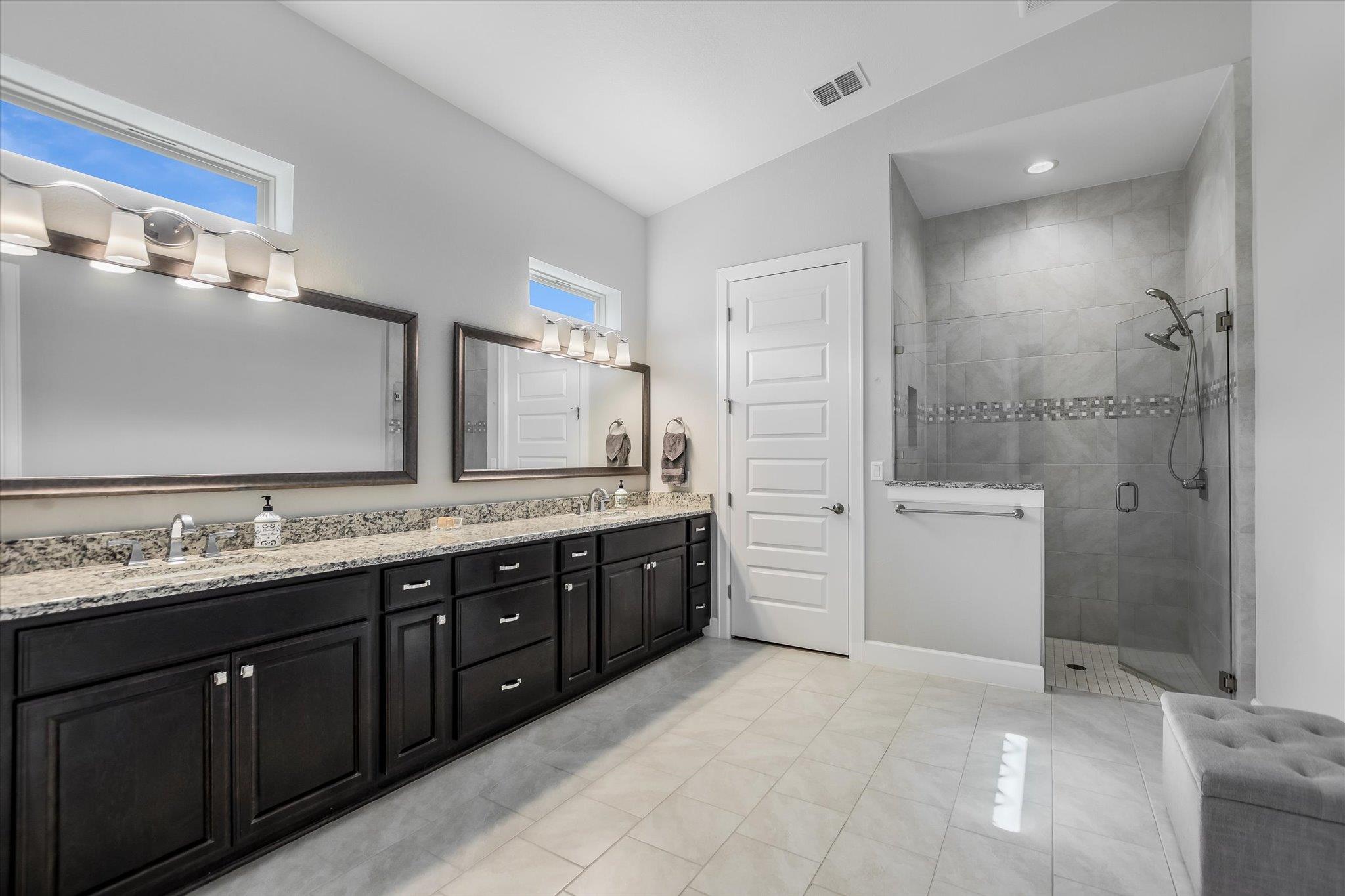 804 Dancing Oak Ln, San Marcos, TX 78666