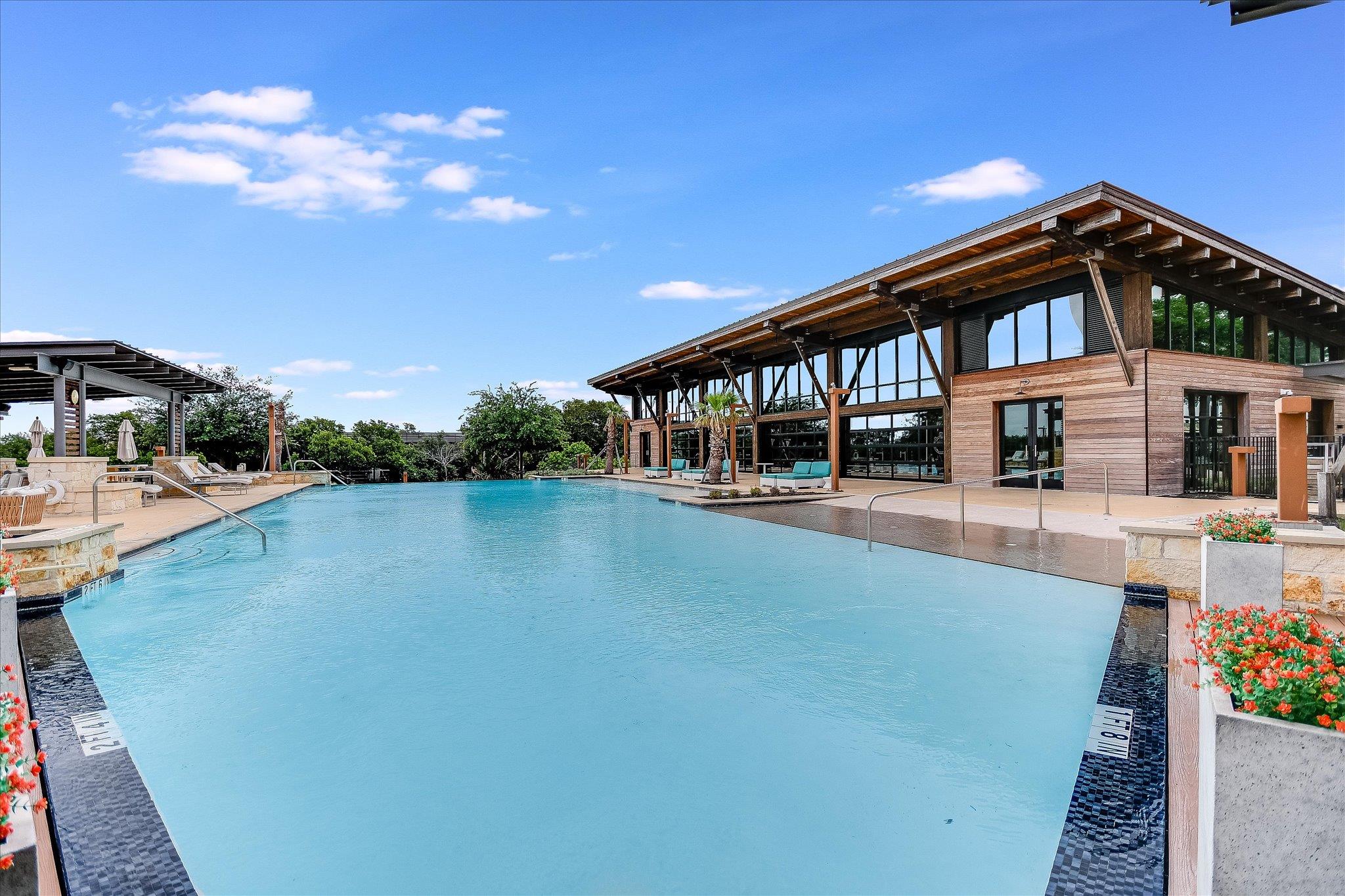 804 Dancing Oak Ln, San Marcos, TX 78666