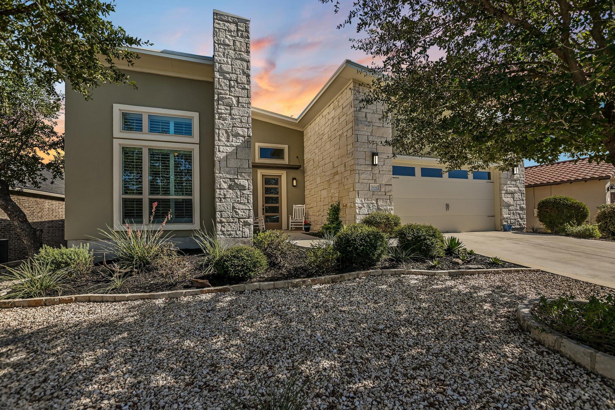 804 Dancing Oak Ln, San Marcos, TX 78666
