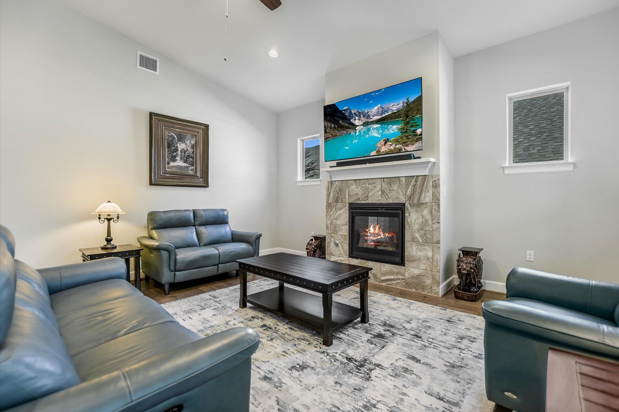 804 Dancing Oak Ln, San Marcos, TX 78666