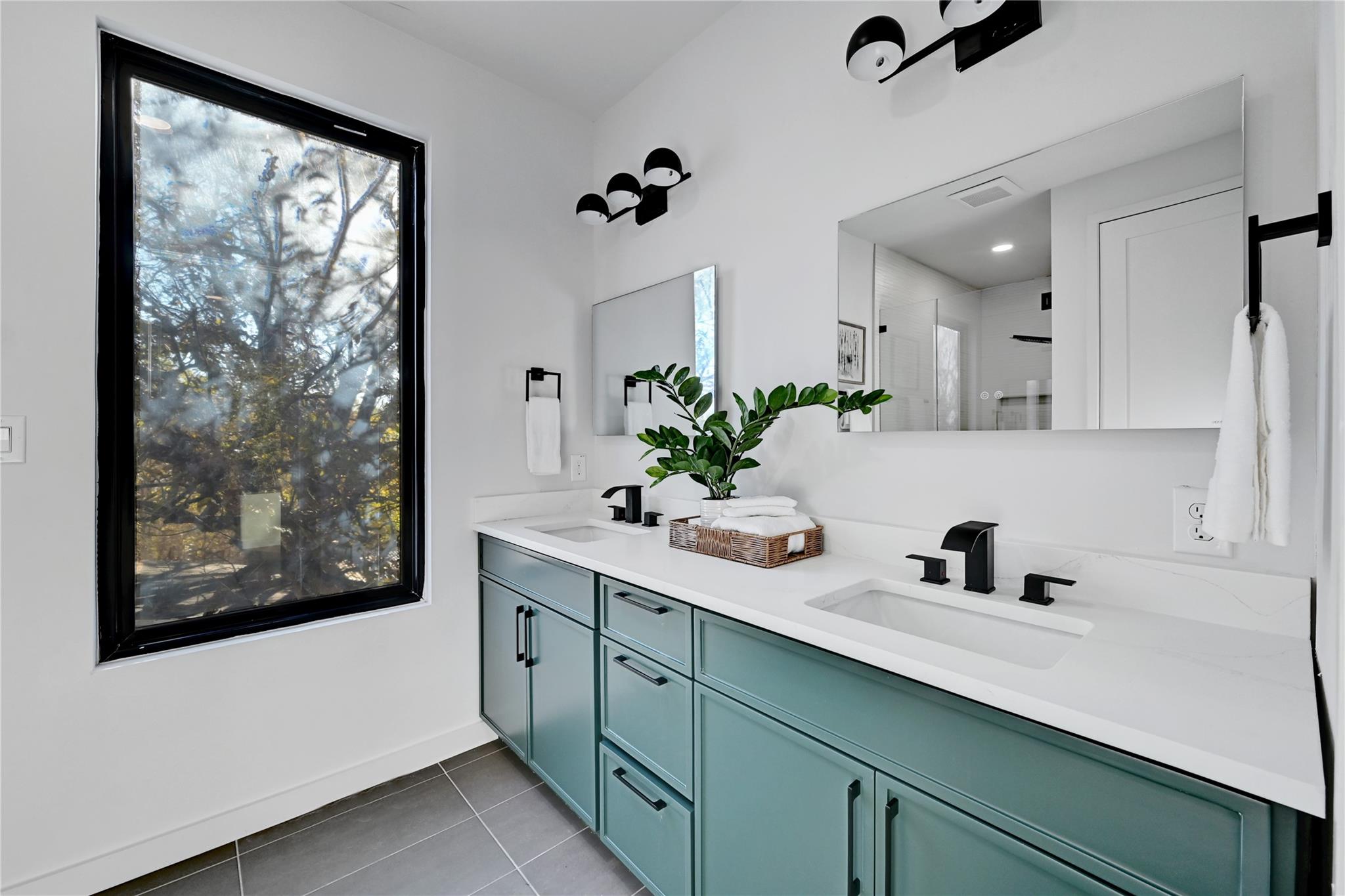 903 Redd St # 1, Austin, TX 78745