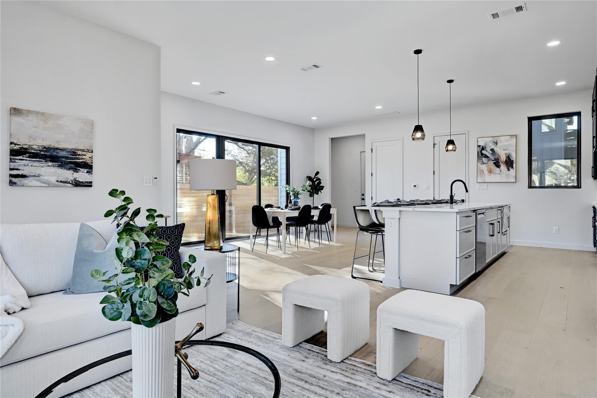 903 Redd St # 1, Austin, TX 78745