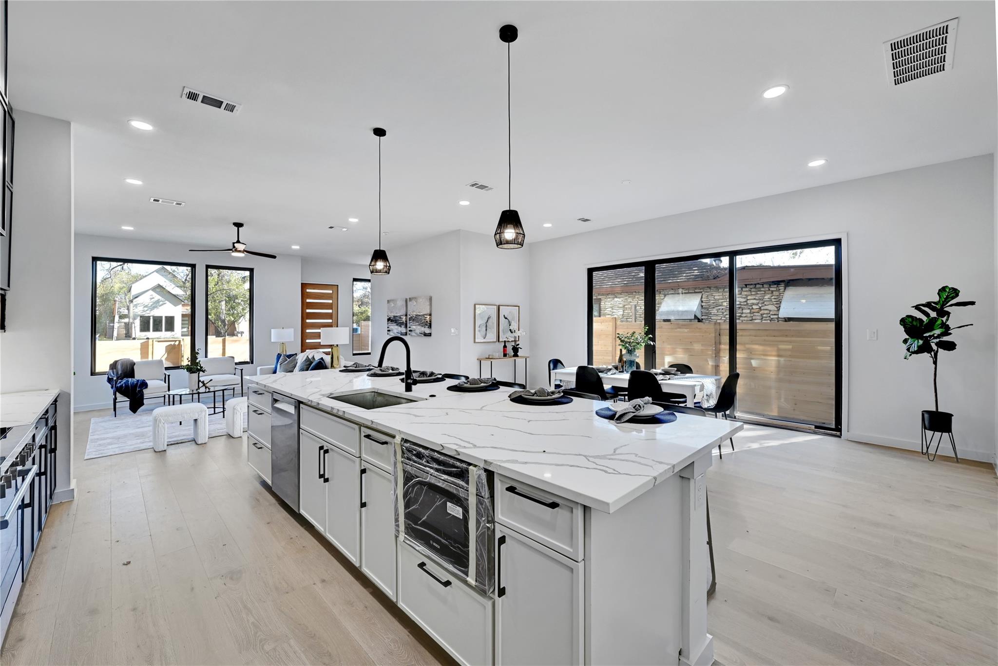 903 Redd St # 1, Austin, TX 78745