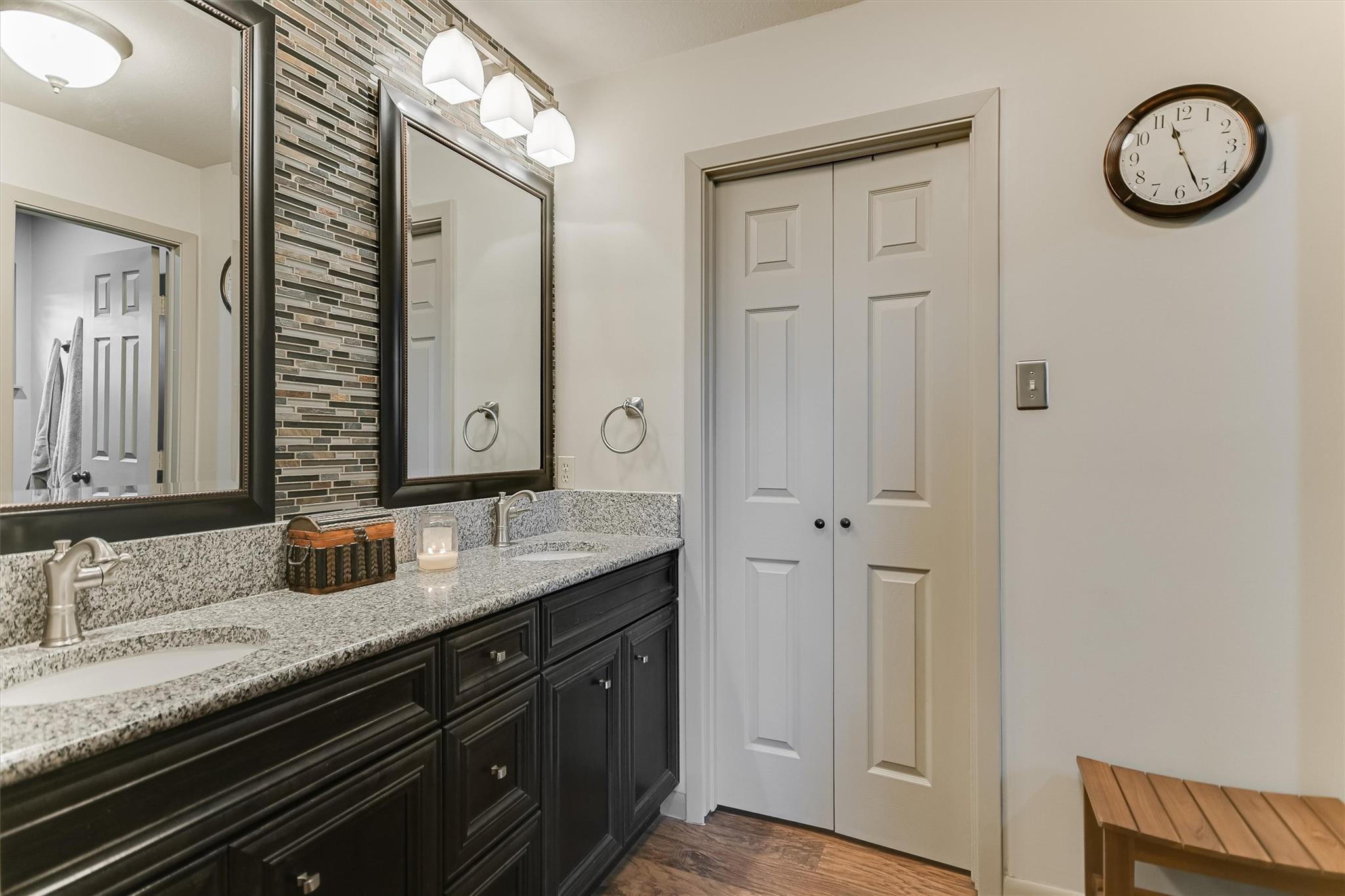 1700 Plum Ln, Brenham, TX 77833