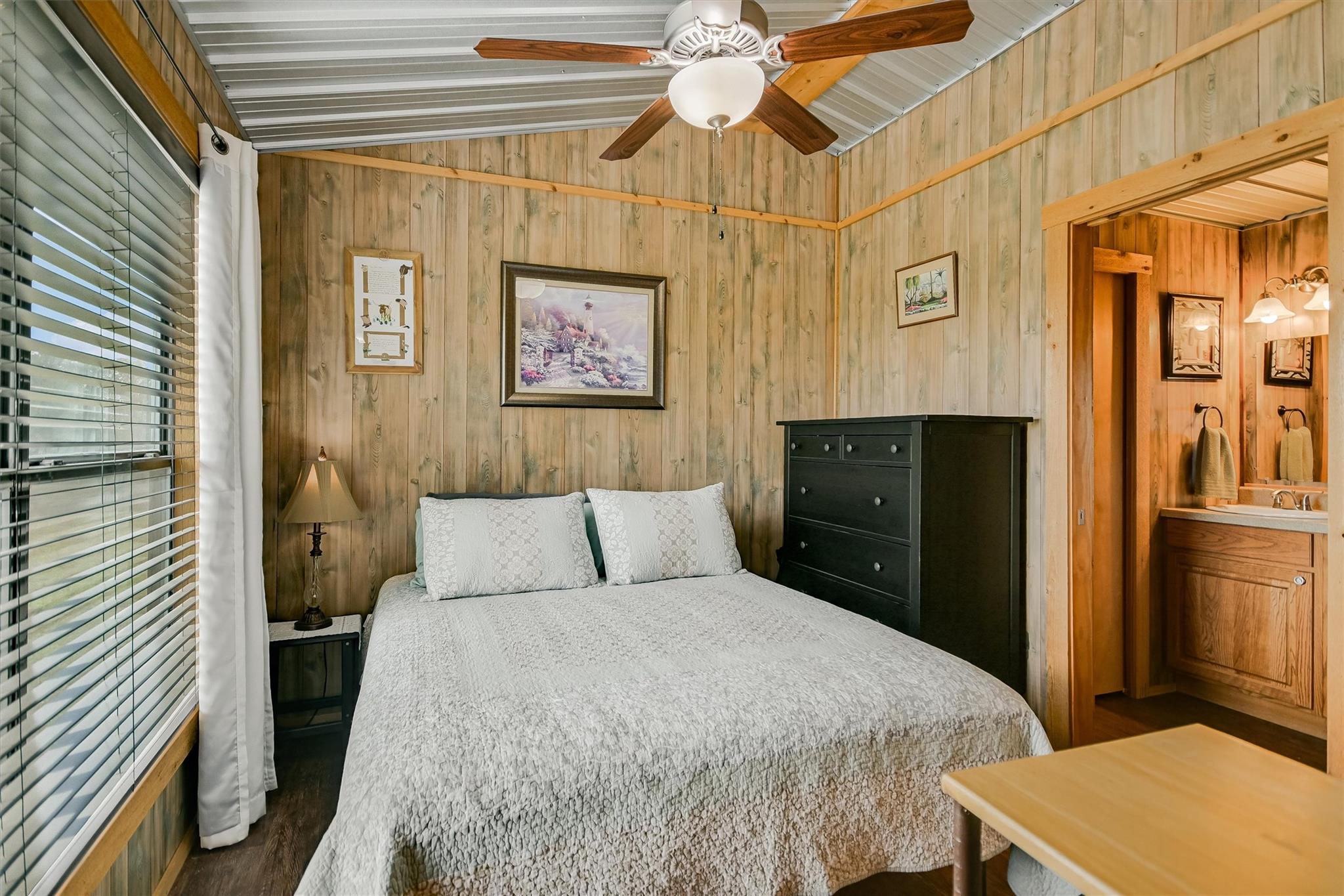 1700 Plum Ln, Brenham, TX 77833